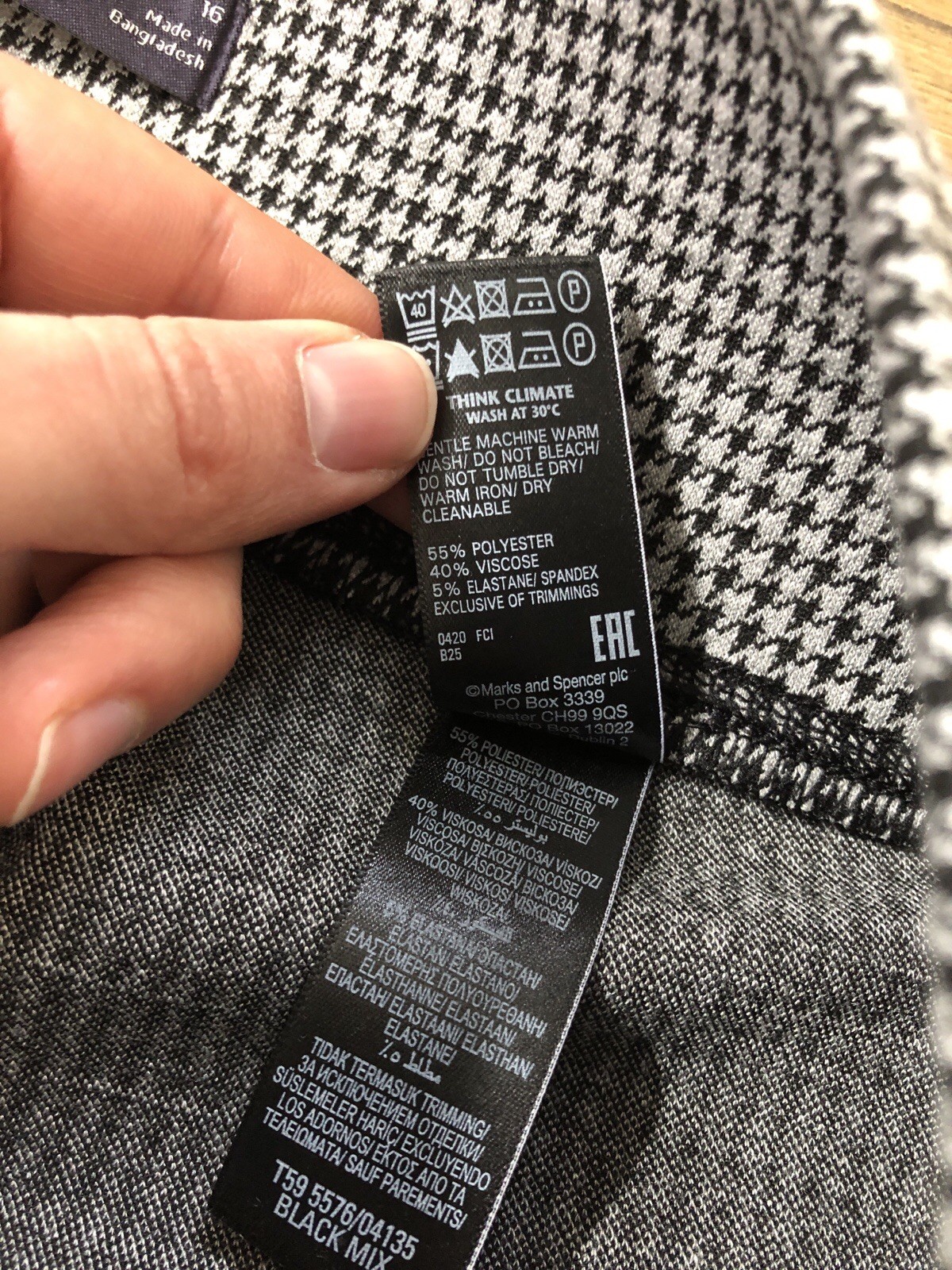 Marks and Spencer Womens Houndstooth Skinny Jeggings Size 16 – New with Tags