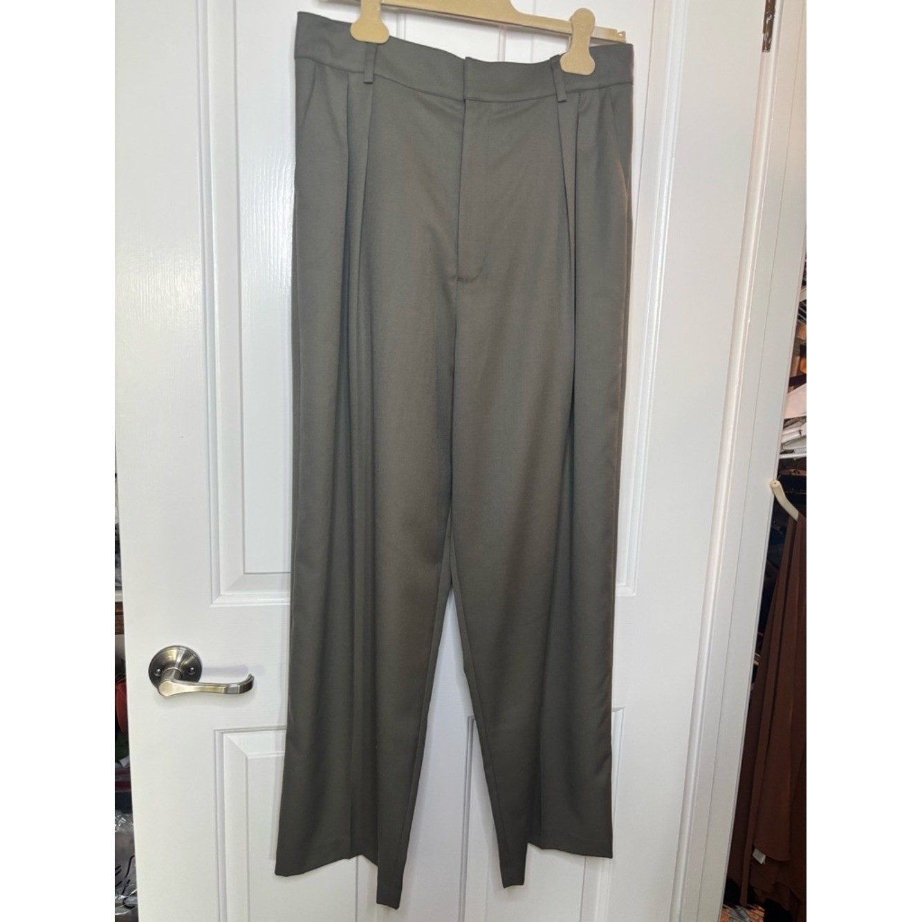 NWT KALLMEYER HOUGHTON Women’s Trousers in Sage Green Size 10