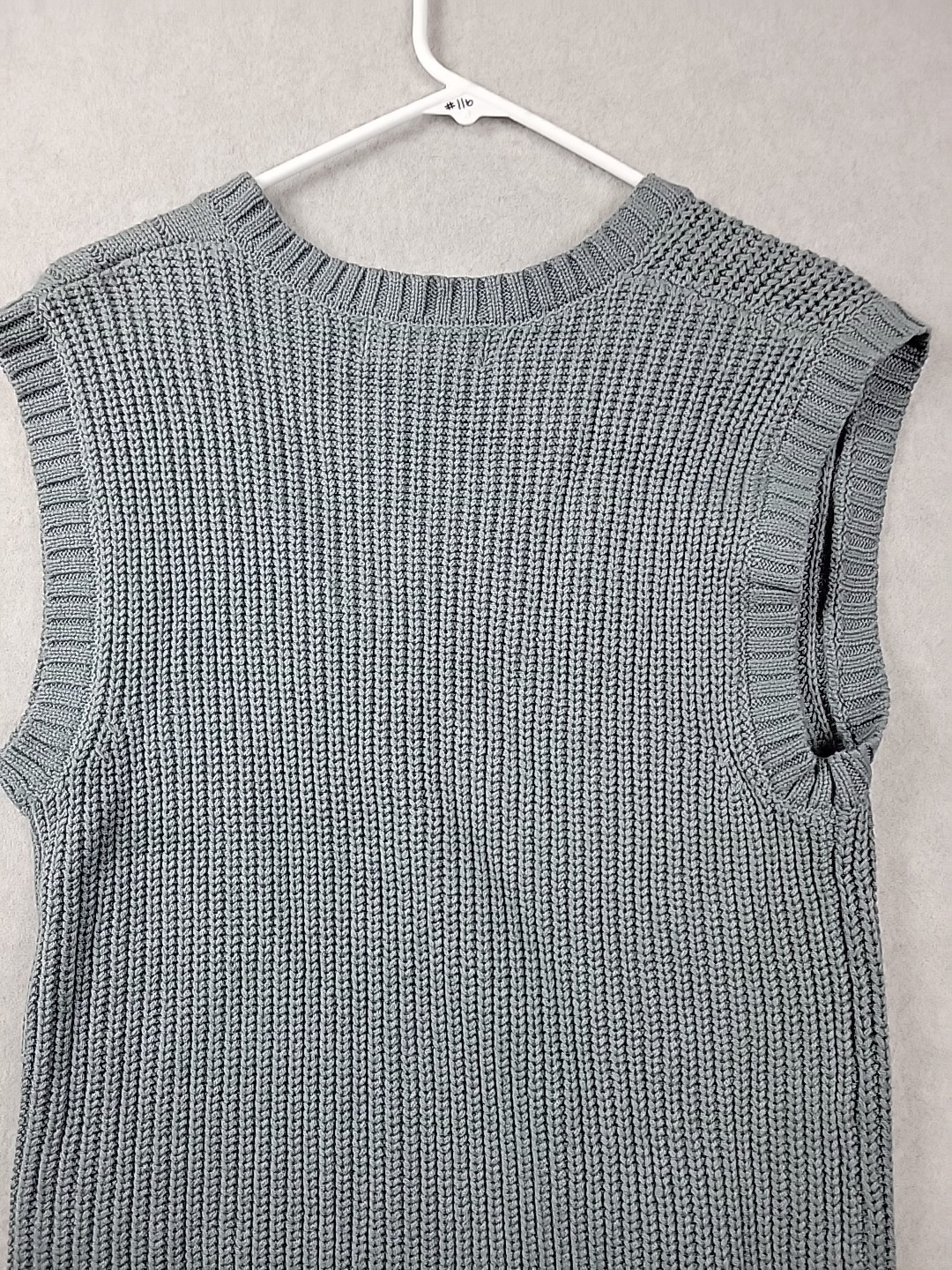 33 Degrees Gray Knit Cotton V Neck Mixed Cableknit Sweater Vest Men’s Small