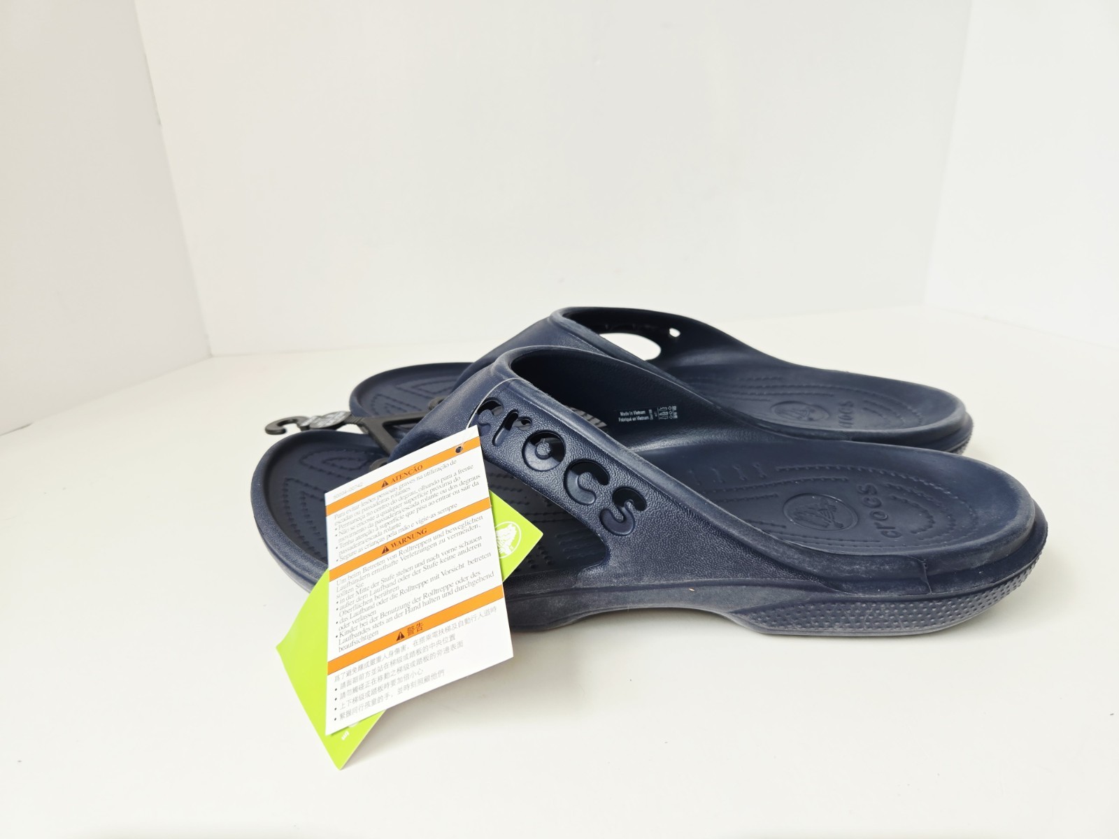 Crocs Men Baya Flip Flop navy blue NWT sz 11 relaxed fit