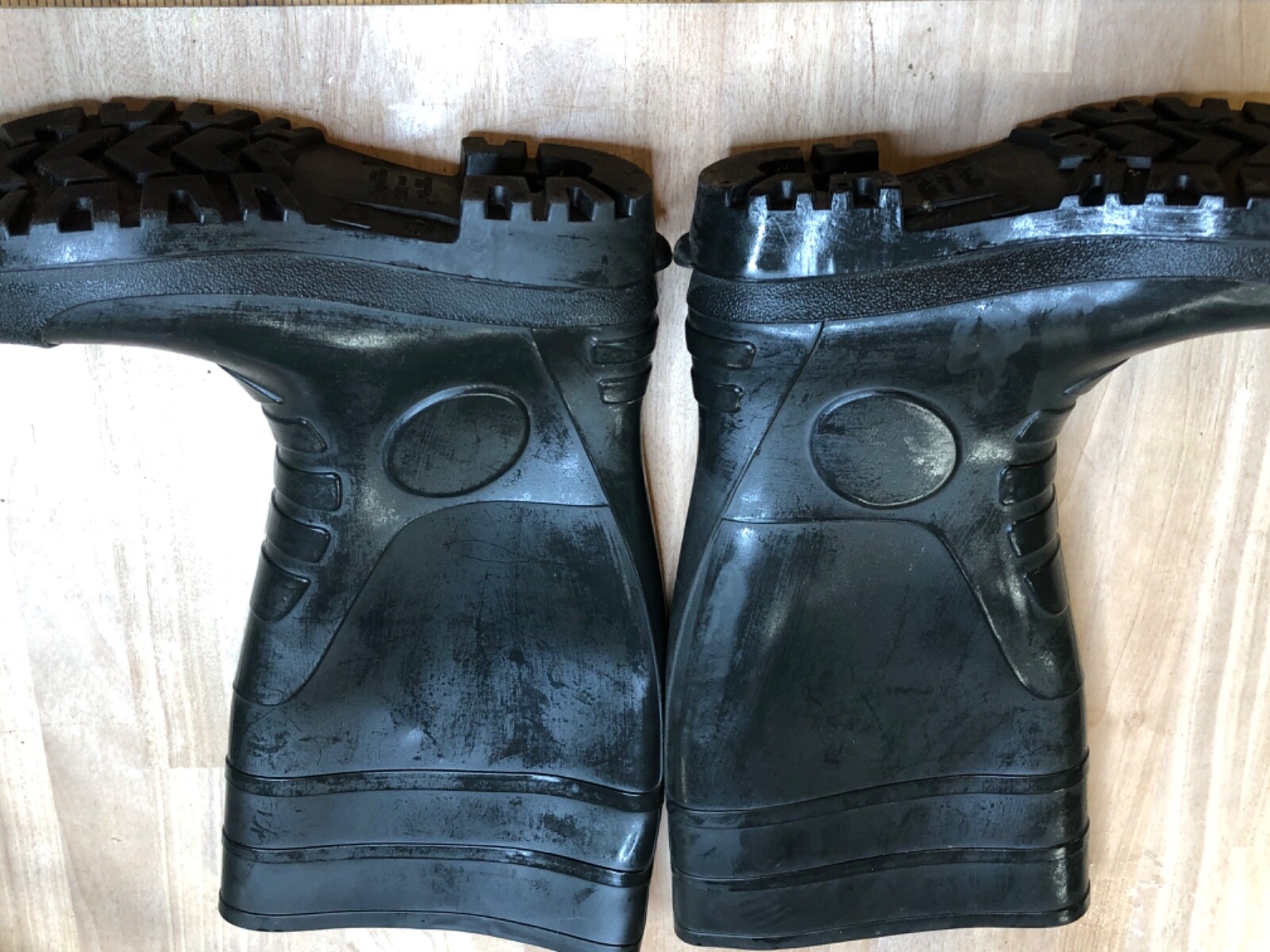 Tingley Pilot Rubber Work Boot Women Size 4
