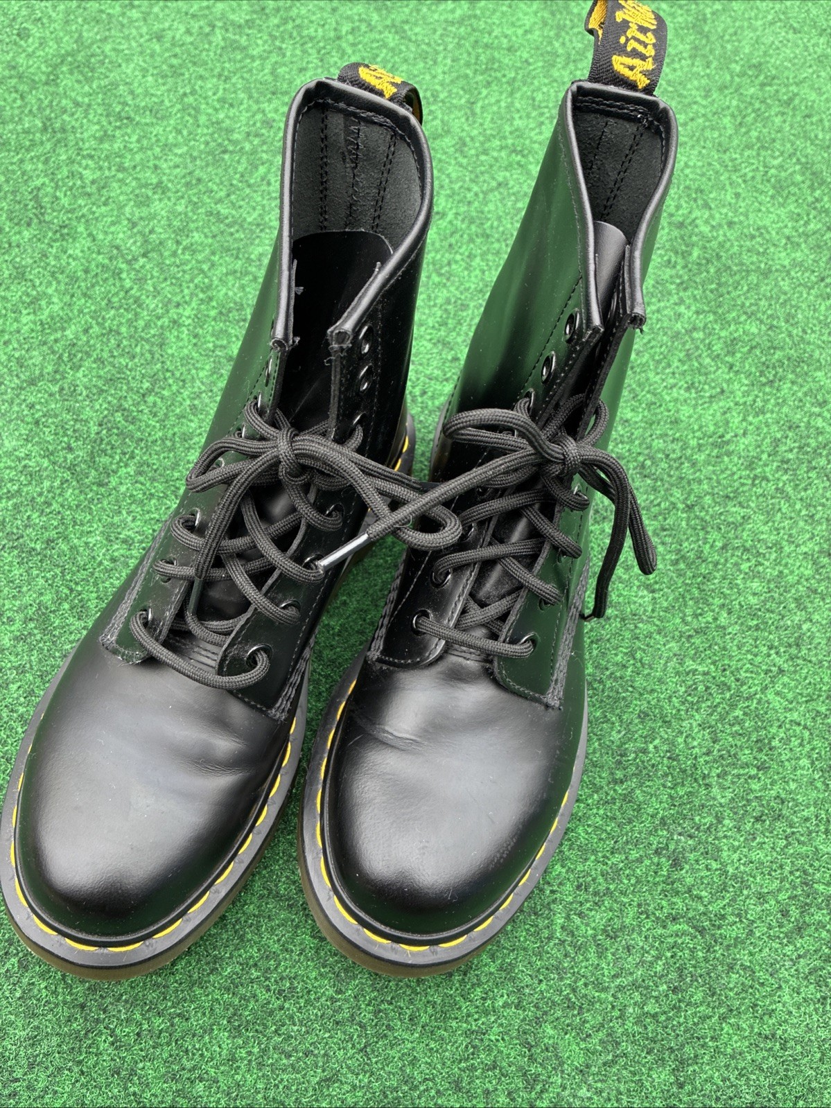 Dr. Martens 1460 Women’s Black US size 8 Boots