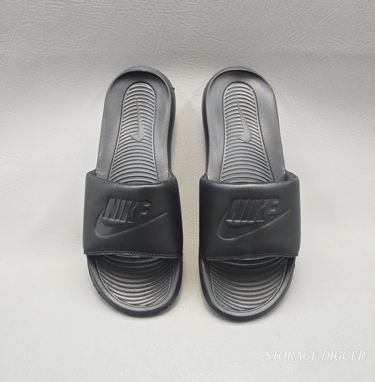 Nike Victori One Slide Men’s CN9675-003 Comfort Black Slip On Sandals Size 11