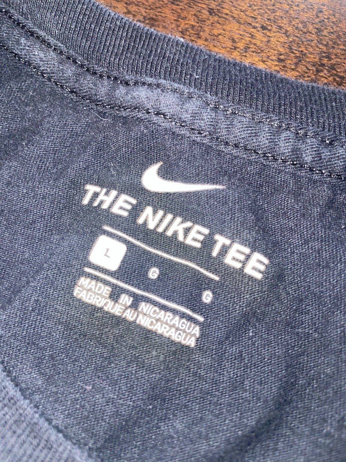 Nike Sportswear Mens Black Tee Orange Swoosh Large Graphic Logo – Size Large