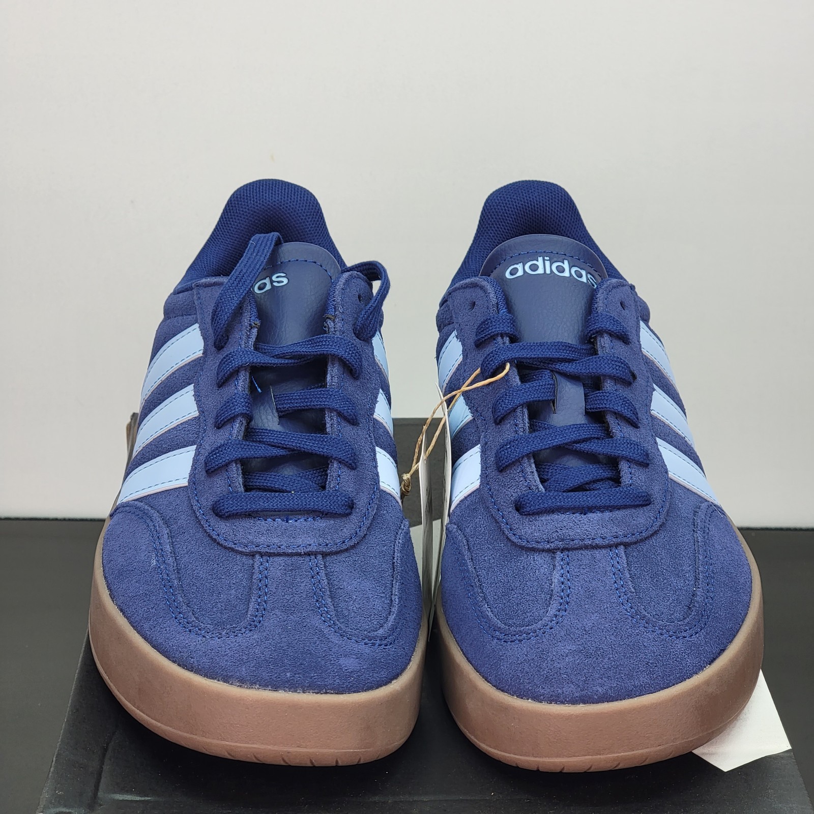 Adidas Barreda Men’s Size 10 Athletic Shoes Blue Athletic Footwear Sneakers