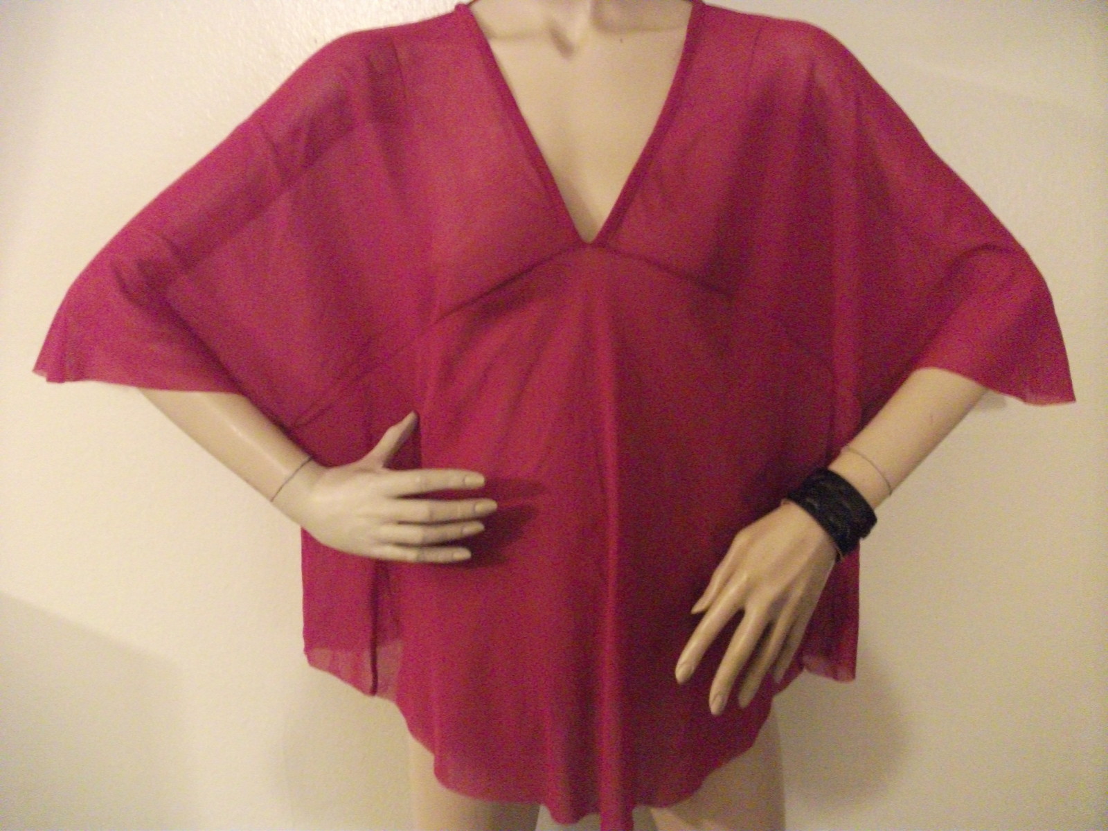 NWT MACY’S SWEET PEA BY STACY FRATI FUSCHIA PINK BATWING COVER UP TOP SIZE MED