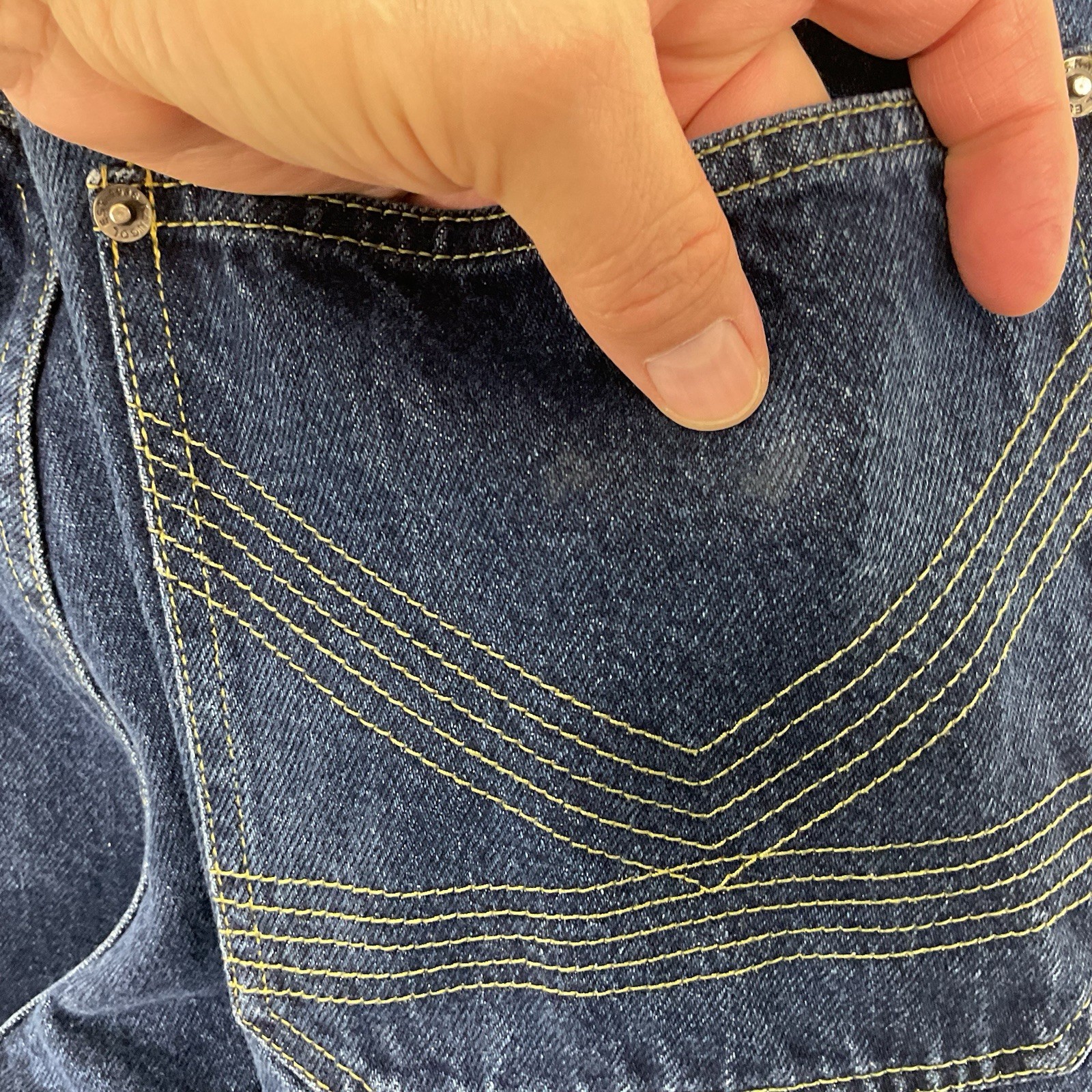 VTG Kangol Men’s Stone Washed Blue Straight Leg Zip Pocket Denim Jeans Size 38