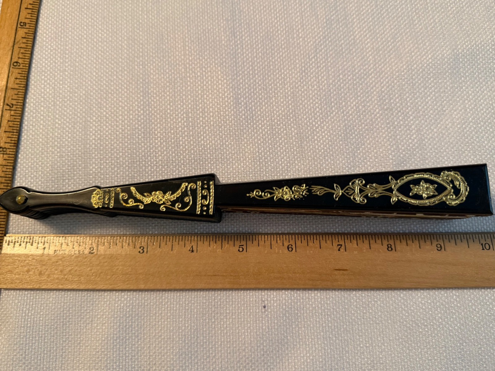 Vtg Giner Hand Fan W Box Features Period Clothing Fabric Plastic Gold Trim Spain