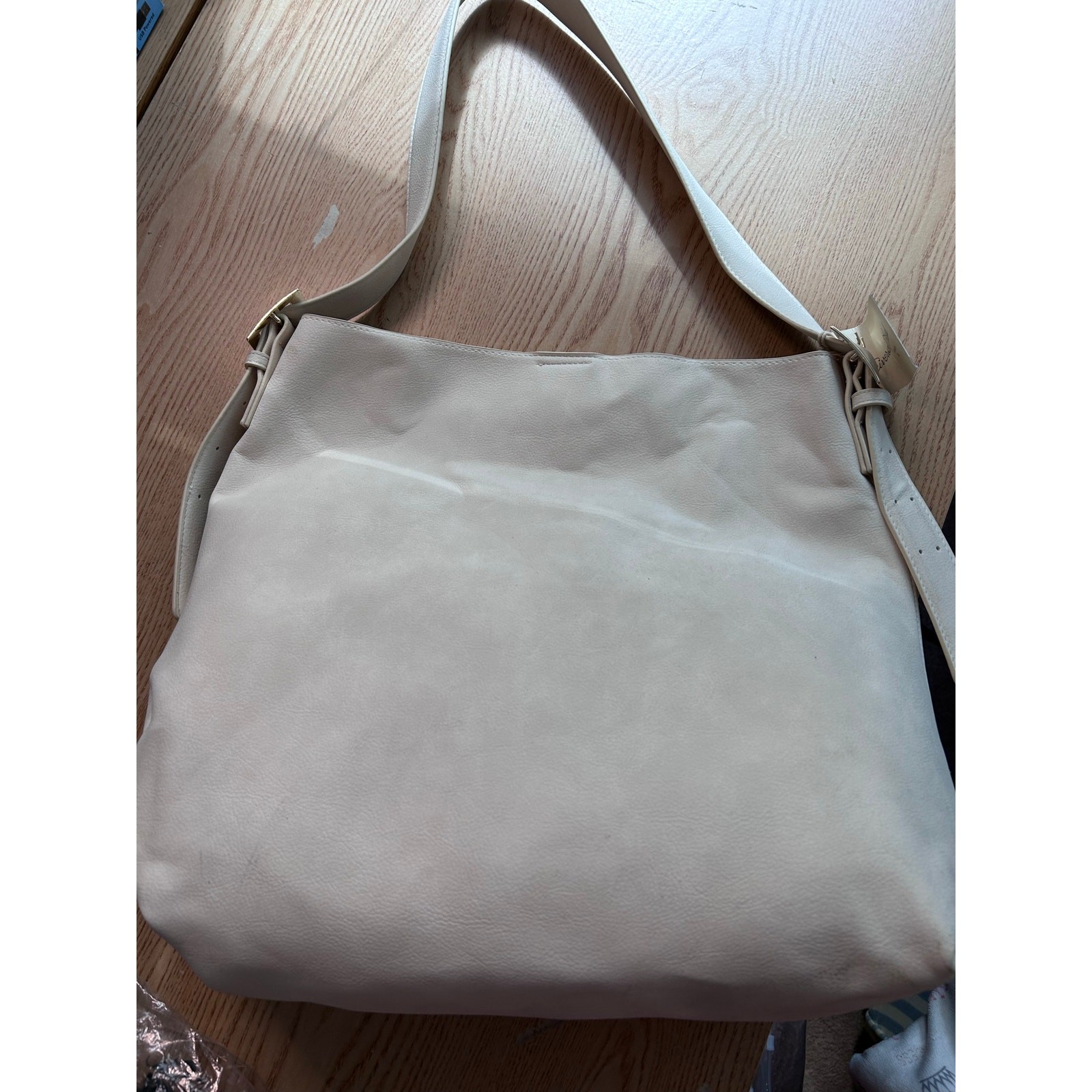 New Womens Universal Thread Faux Leather Look Handbag Purse Cream 15”x16” w/flaw