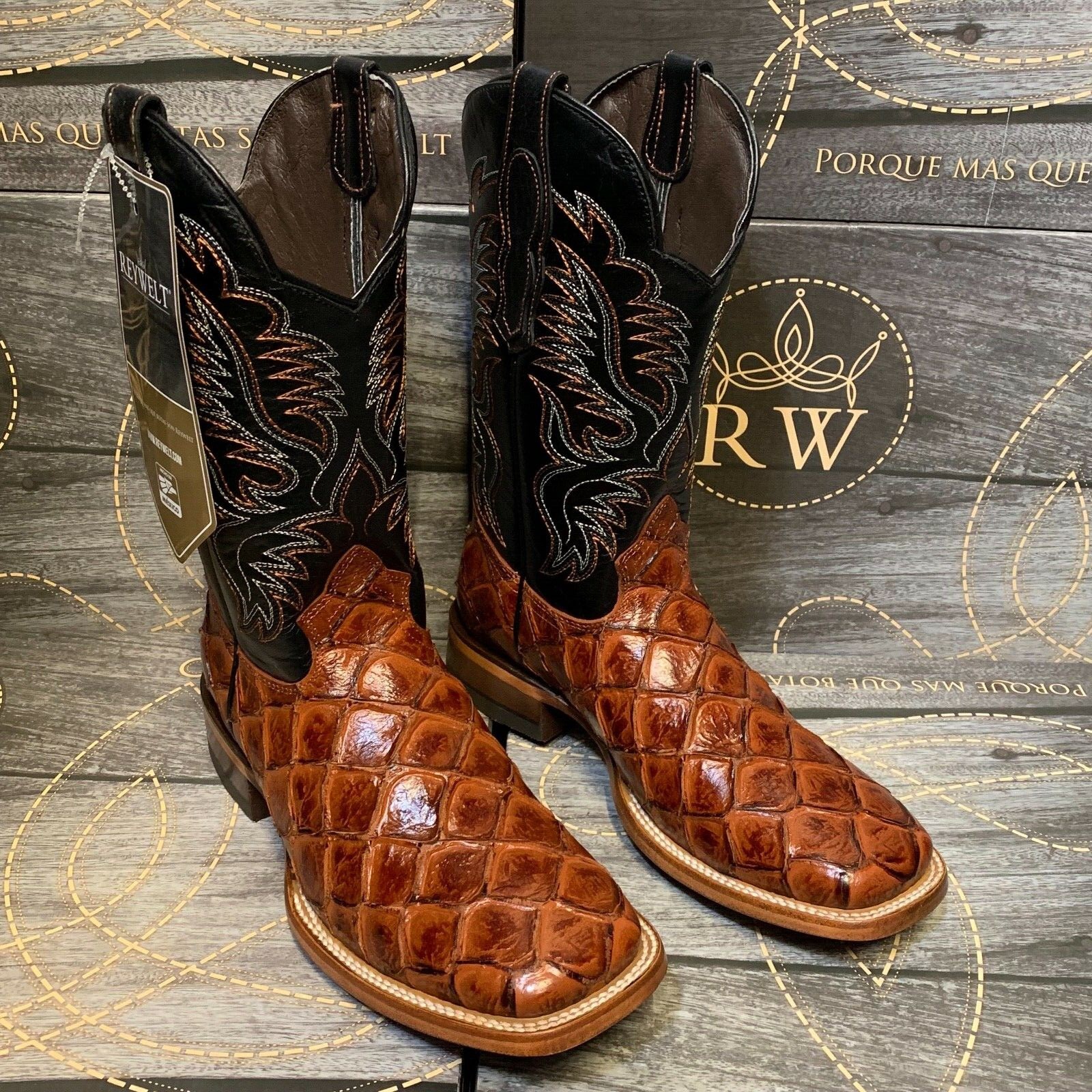 MEN’S RODEO COWBOY FISH PIRARUCU PRINT WESTERN SQUARE TOE BOOTS COGNAC BOTAS