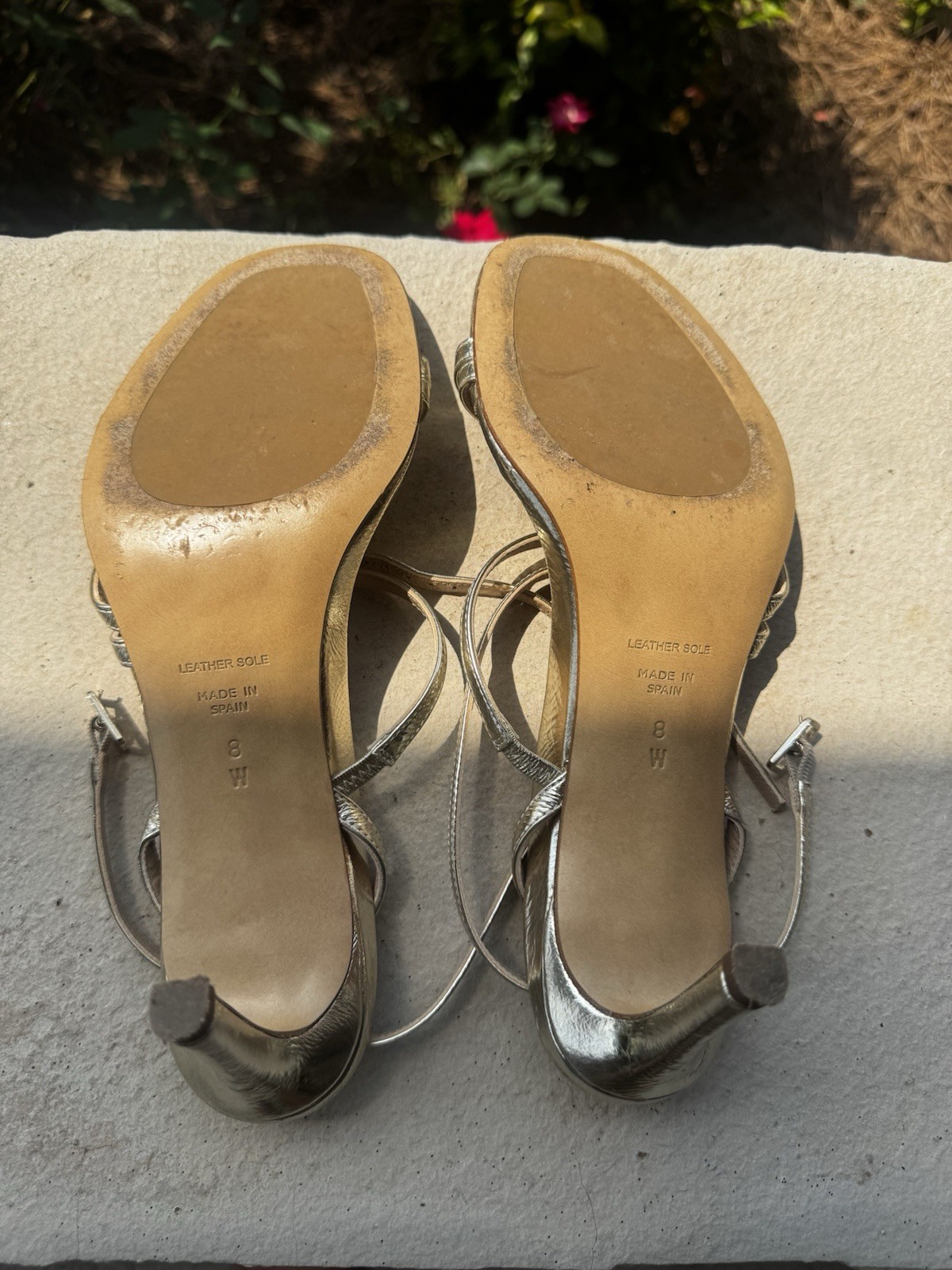 INEZ Gold Metallic Strappy Ankle Strap Buckle Open Toe Stiletto Heel 8W