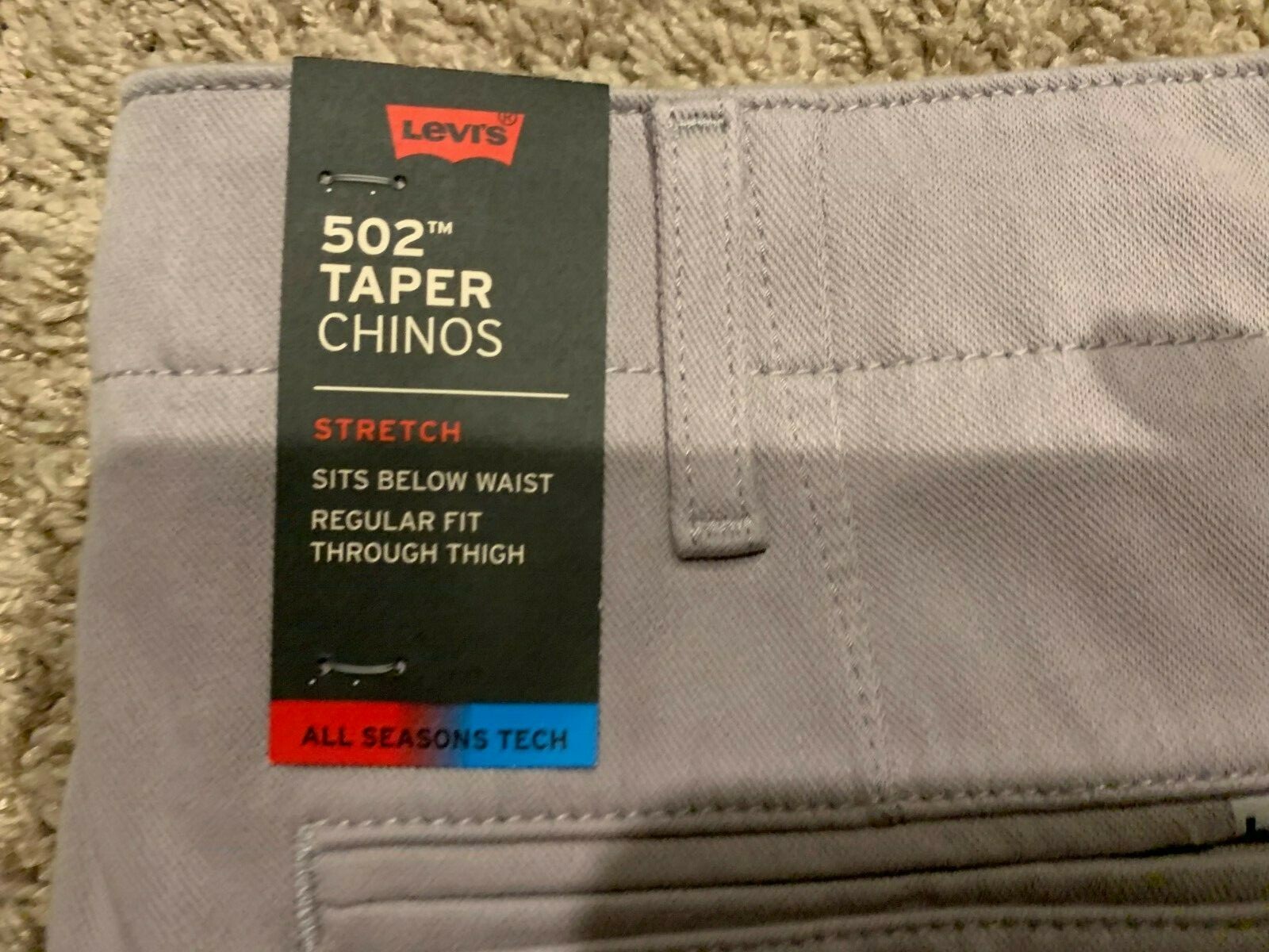 Levi’s Premium 502 Taper Gray Chino / Pant All Seasons Men’s 31X32 NWT RT$98 C19