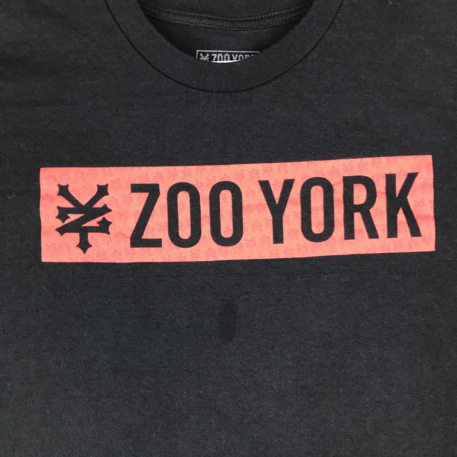 Zoo York Shirt Mens XL Black Red Box Logo Graphic Skateboarding Tee Streetwear