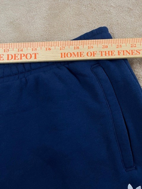 Adidas Men short size 2XL blue Essentials Training-NEW