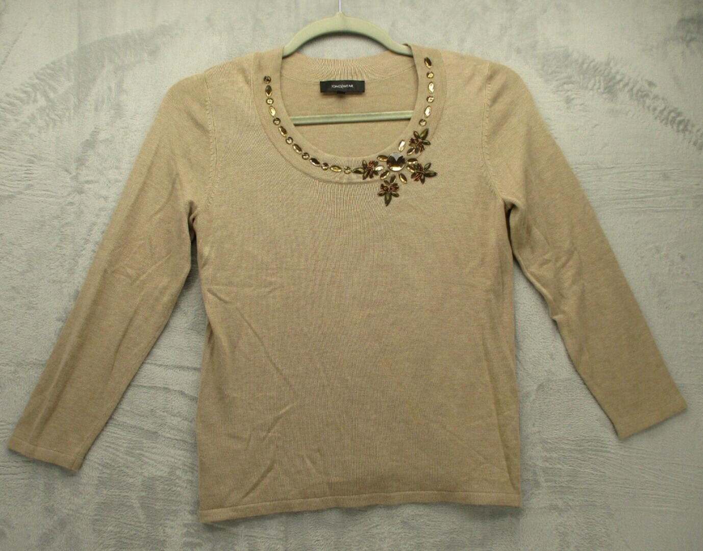 Jones Wear Sweater Women’s Large Beige Scoop Neck Lightweight Tight Knit Beaded