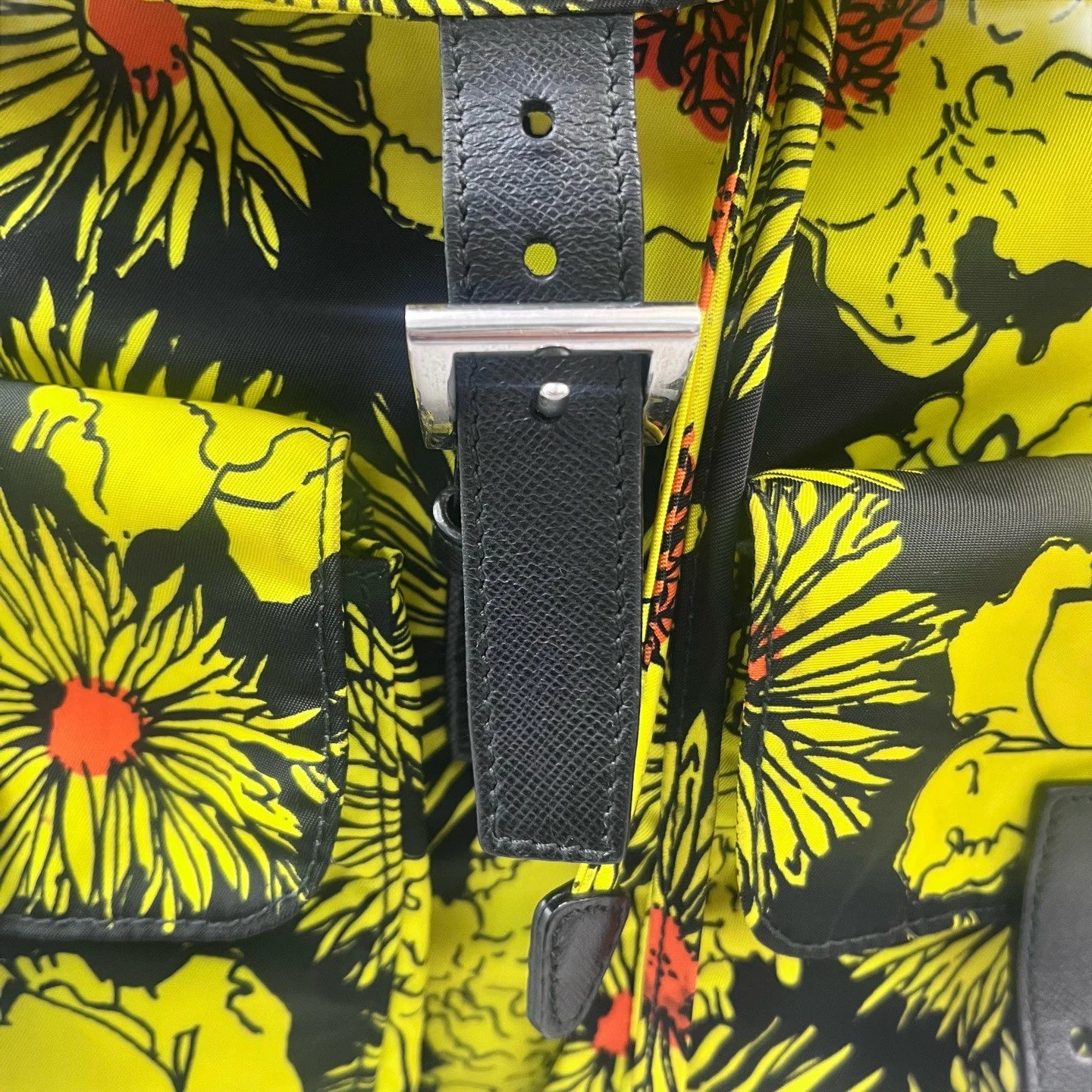 Prada Backpack Yellow Black Tessuto Nylon (sa053126d7r)