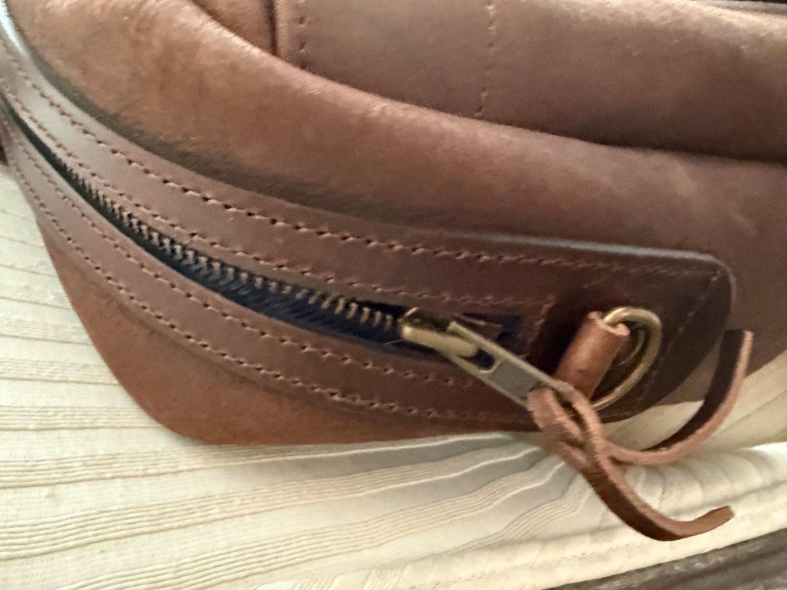 BLEU DE CHAUFFE NEW REPORT BUSINESS BAG COFFEE / WAXED STONEWASHED LEATHER