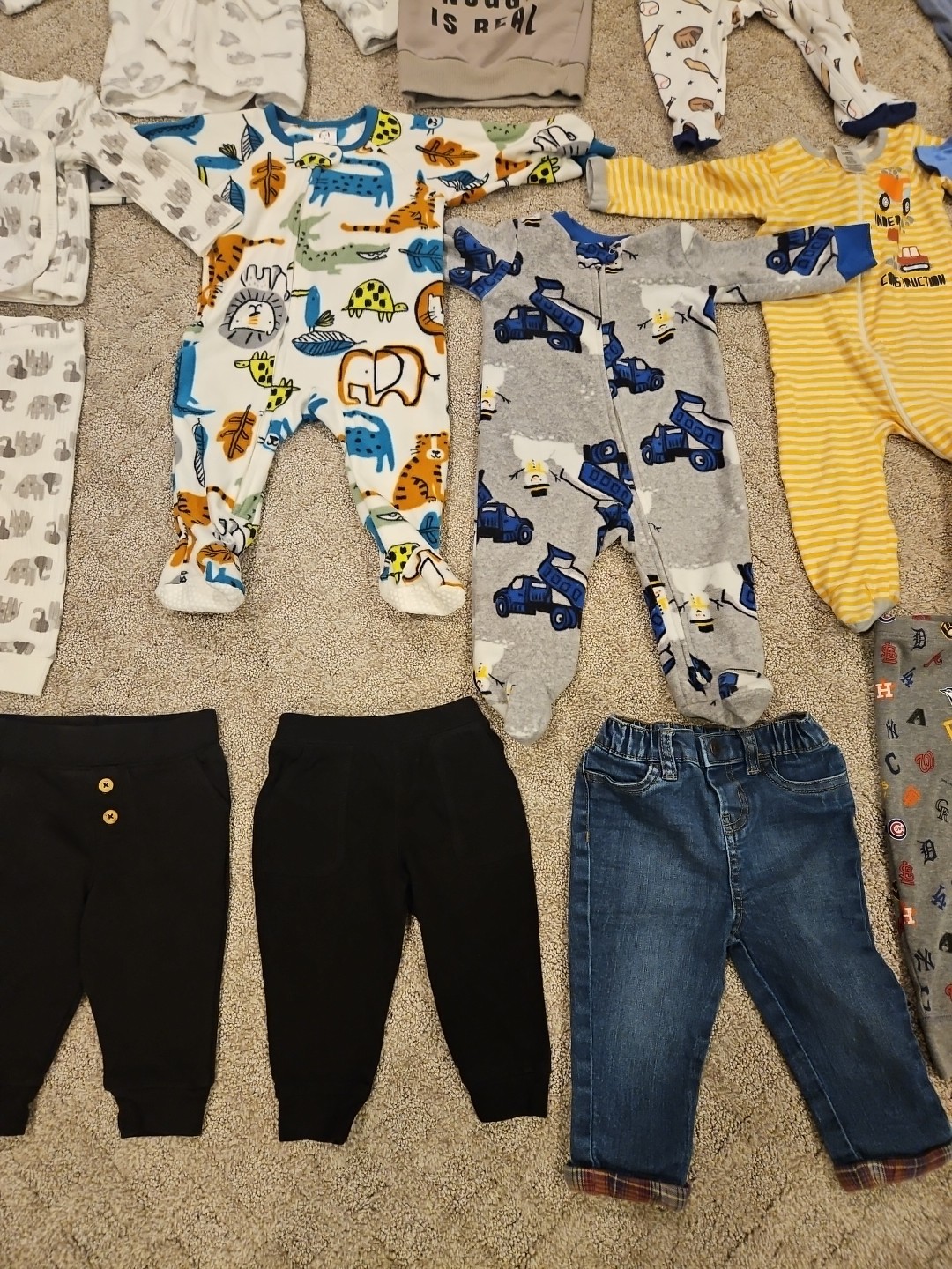 Baby Clothes, 6-9M & 6M, 17 Pieces, Variety, Long Sleeve, Pants, Clean!