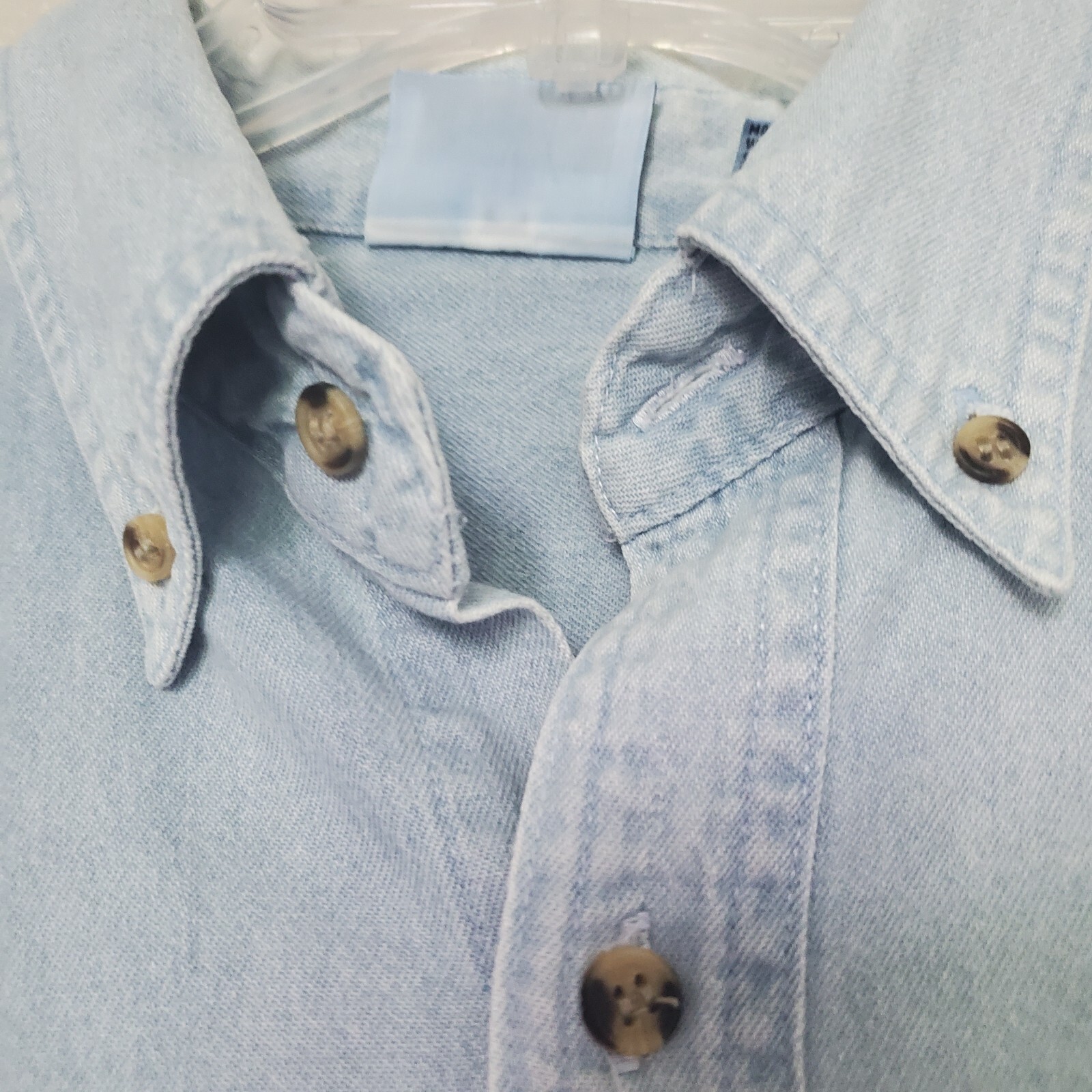 Blue Pointe Baseball Denim Button Down Shirt Men sz Medium Made in Oman Uncommon