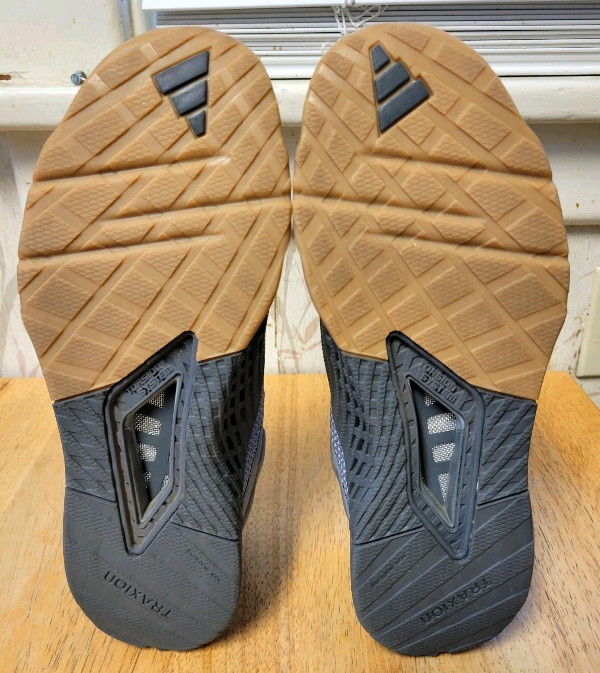 Adidas Dropset 3 Men’s Grey Core Black Cross Training Workout Shoes ID8627 Sz 10