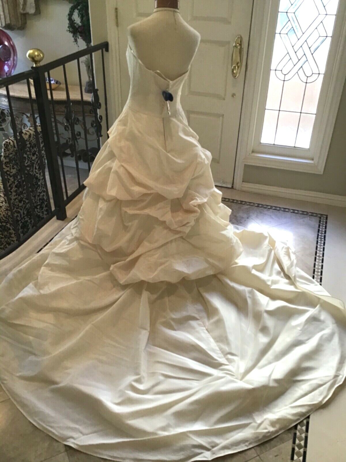 Classics by EDEN BRIDAL Gown Wedding Dress Lt. gold taffeta 10 New