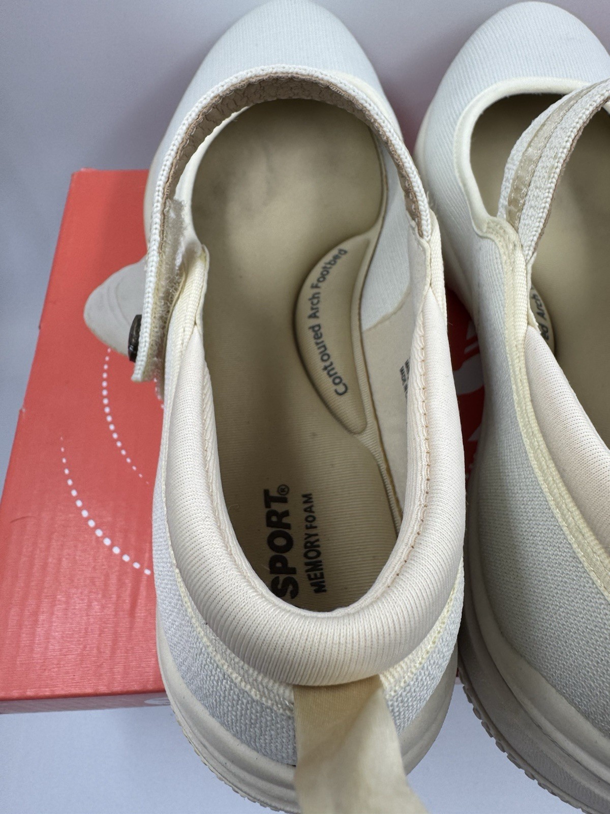 Jsport Womens Shoes Beige Mary Jane Memory Foam Contoured Arch Lightweight 8