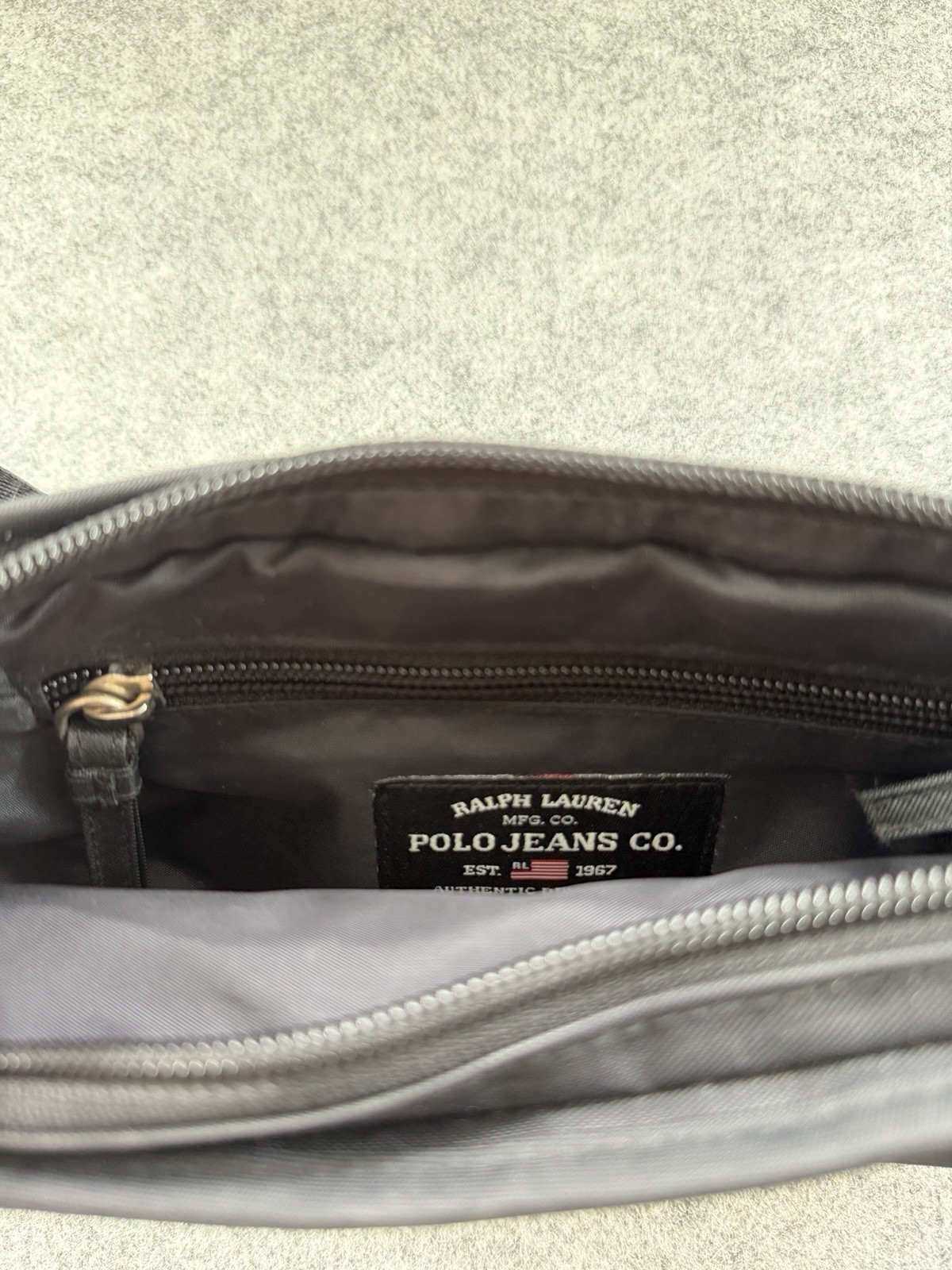 Polo Jeans Co. Ralph Lauren Black Logo Zip Small Shoulder Bag w/ Inner Pockets