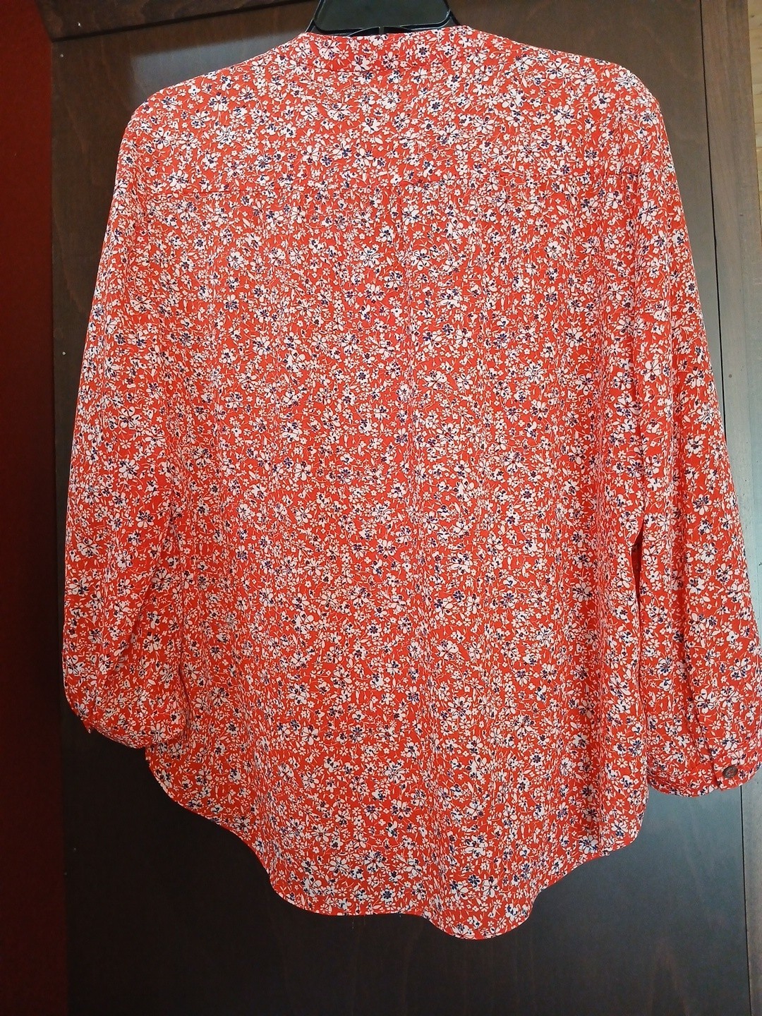 Vince Camuto large Womans Long Sleeved Red Flower Top