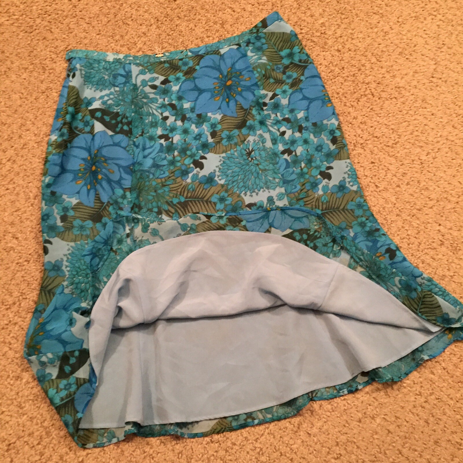 Norton McNaughton Skirt Size 8 Midi Lined Blue Floral Trumpet