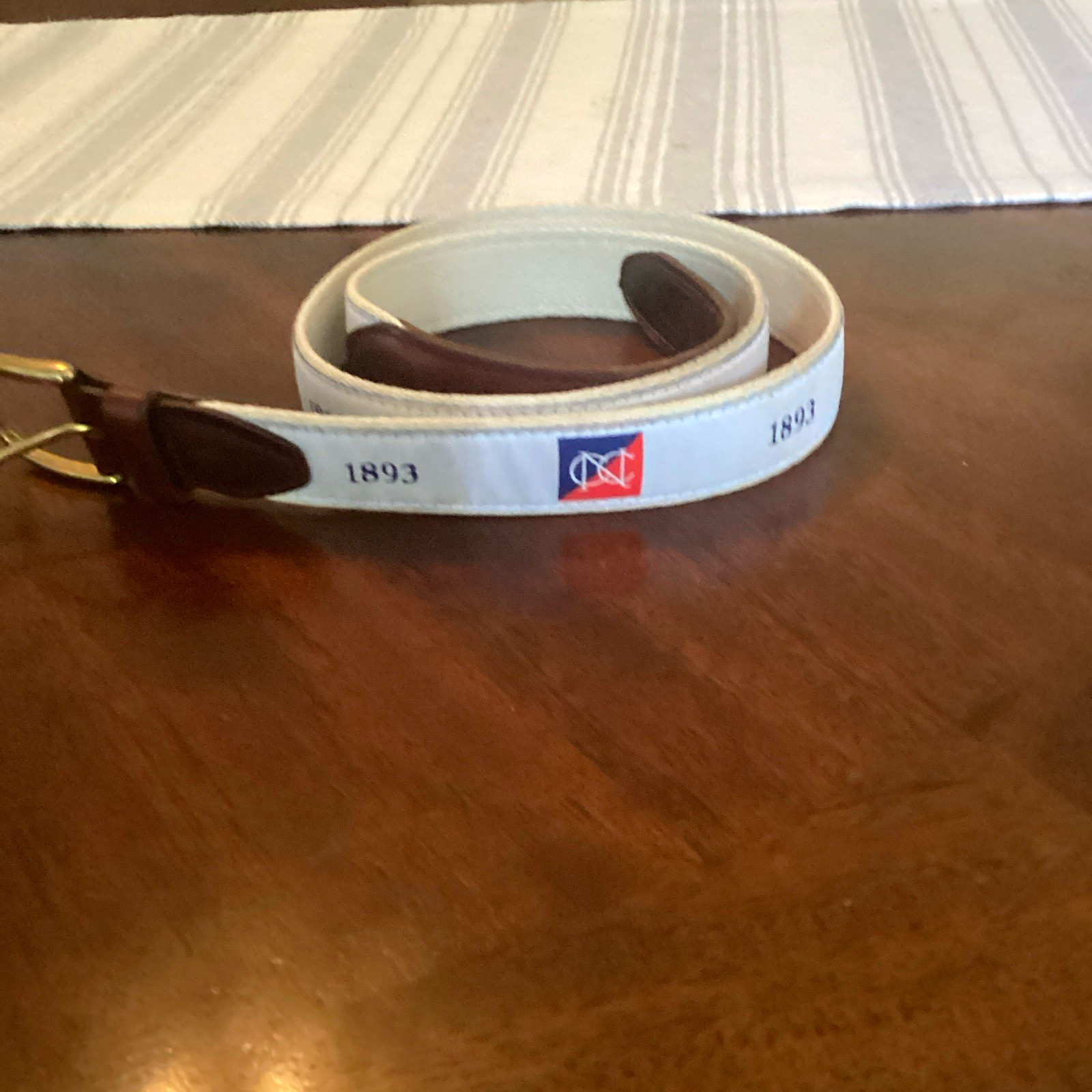 Newport Country Club Yachting Research Inc. Men’s Logo Pattern Belt. Size 38.