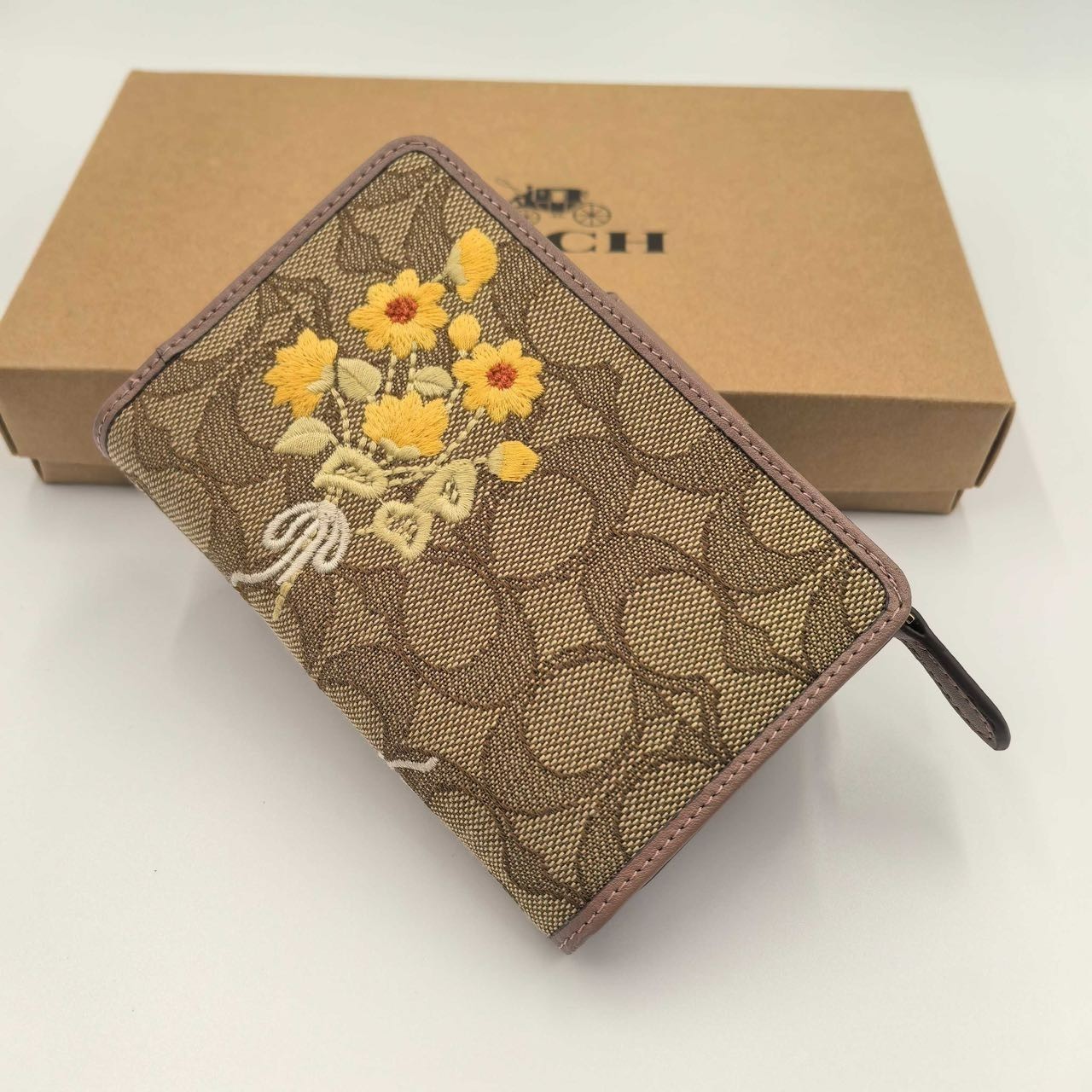 NEW COACH CEC32 Medium Corner Zip Wallet Signature Jacquard w Floral Embroidery