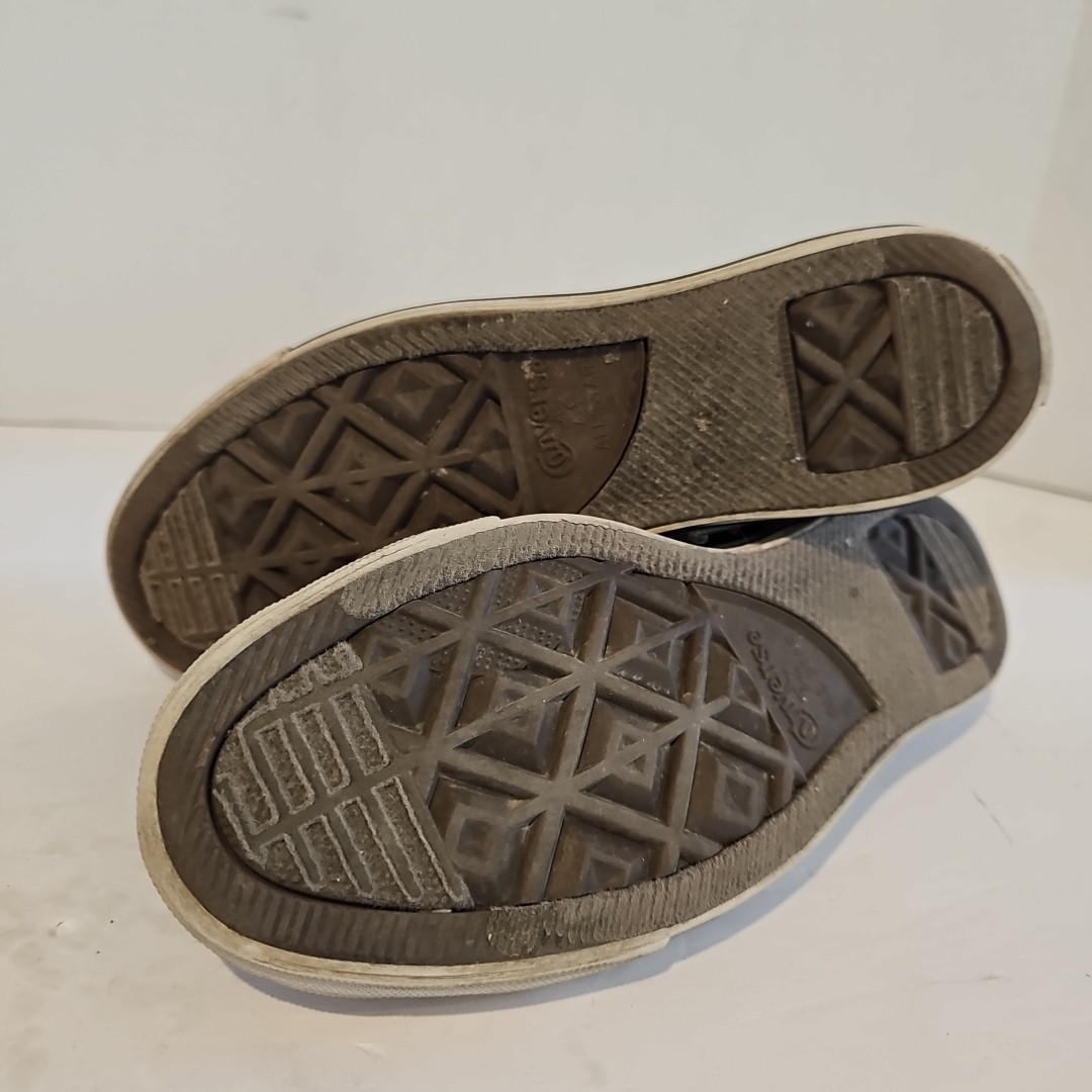 Converse Lows Pink Black Zig Zag Shoes Size 5 Men 7 Women