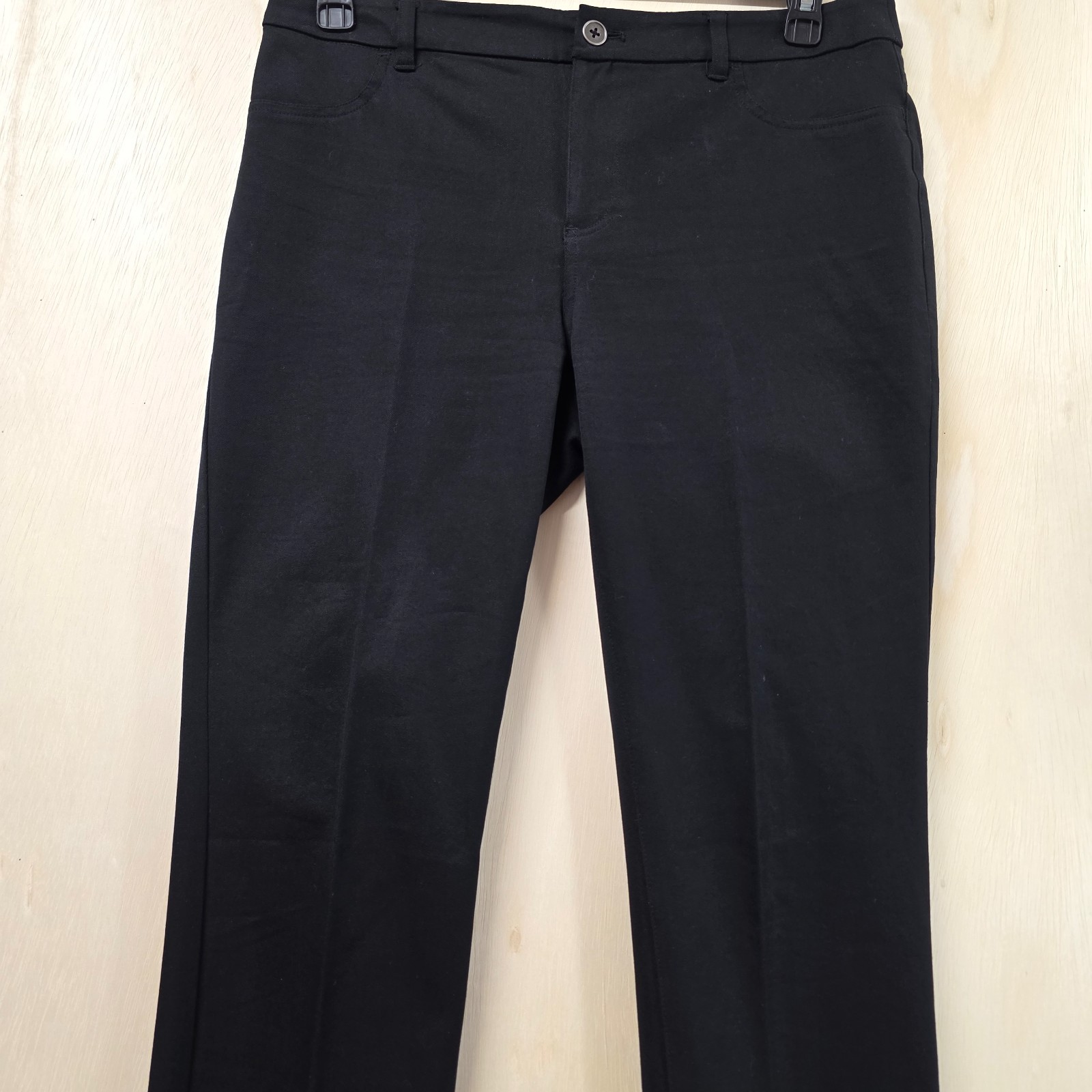 Chico’s Black Stretch Crop Pants Cotton Blend Straight Leg Size 1 US Medium