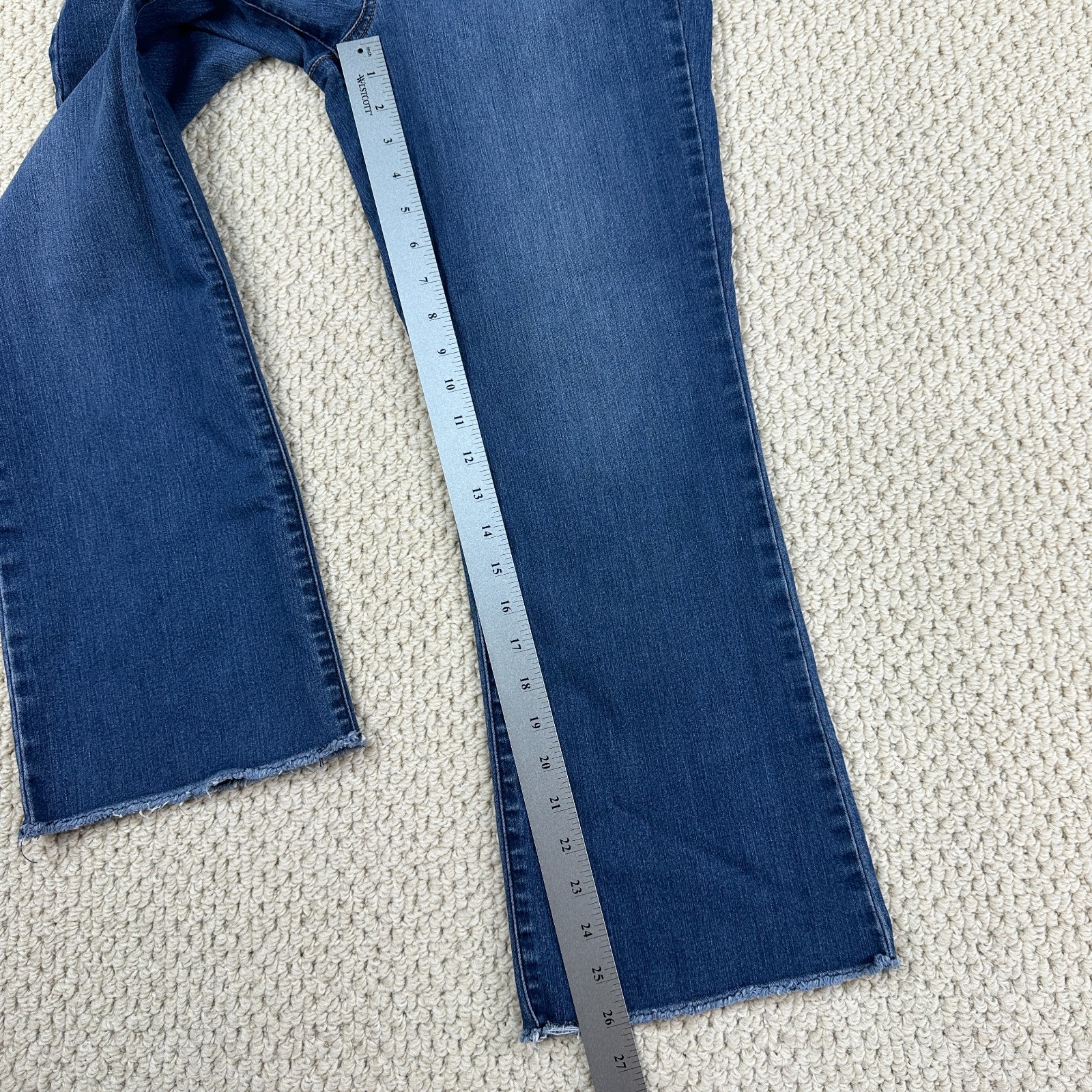 Democracy Jeans Womens 10 Blue Ab Technology Itty Bitty Bootcut Stretch Frayed