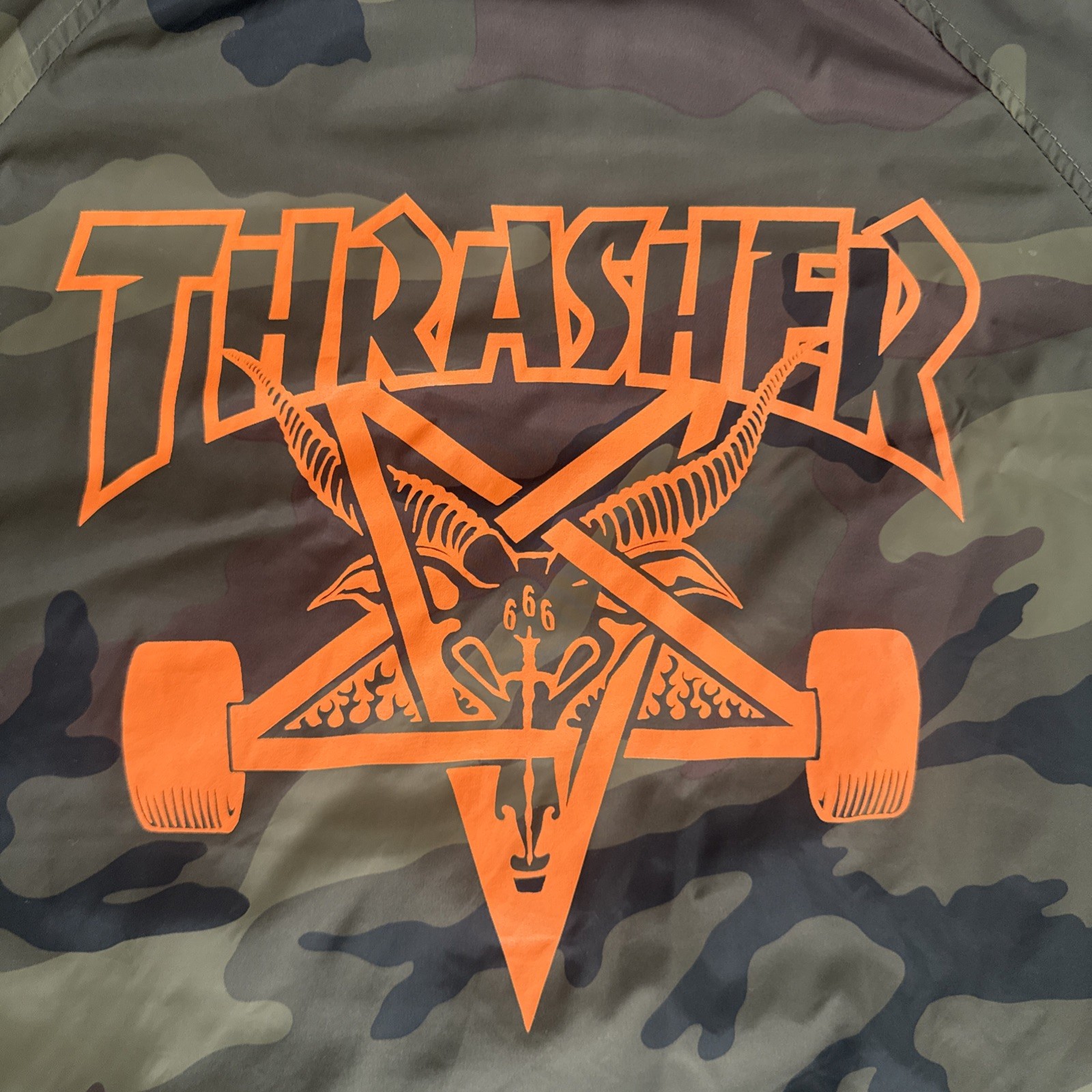 Thrasher Camouflage Skategoat Skateboarding Windbreaker Jacket – Men’s Small