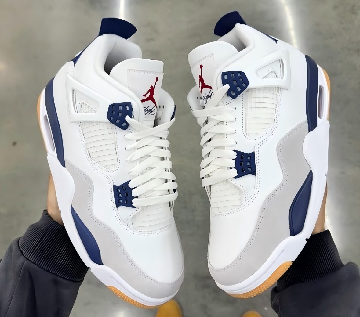 Jordan 4 Retro SB “Navy Blue” Men’s Basketball Shoes – Mid Top – US Size 7–12