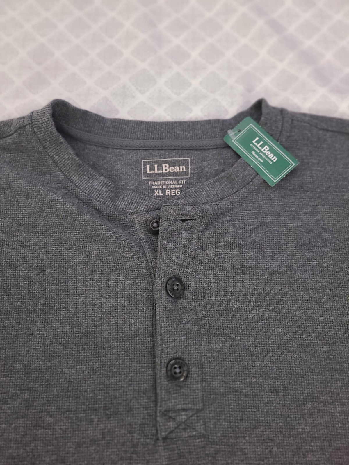 Men’s LL Bean Dk Gray Long Sleeve 3-Button Thermal Henley Size XL REG 502224 NWT
