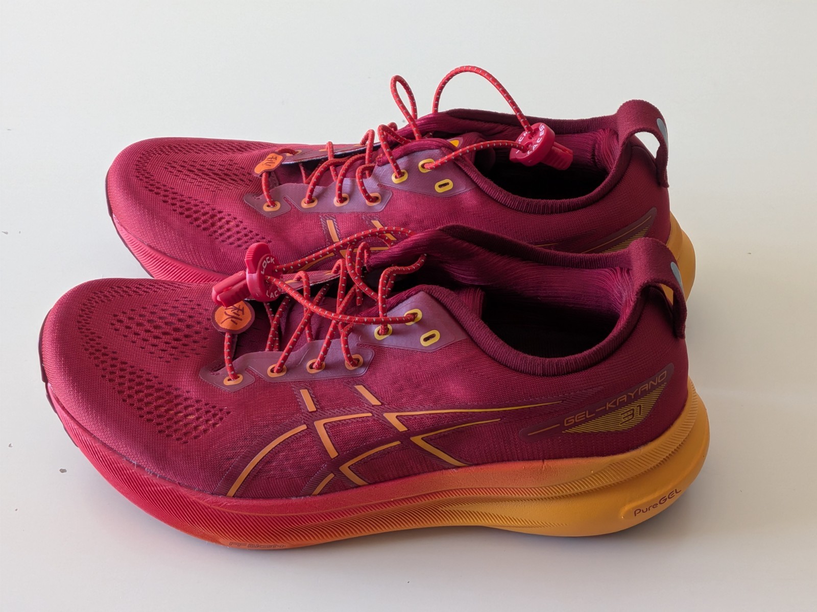 Asics Gel Kayano 31 Men’s Size 10 Extra Wide Limited Edition Cranberry/Habanero