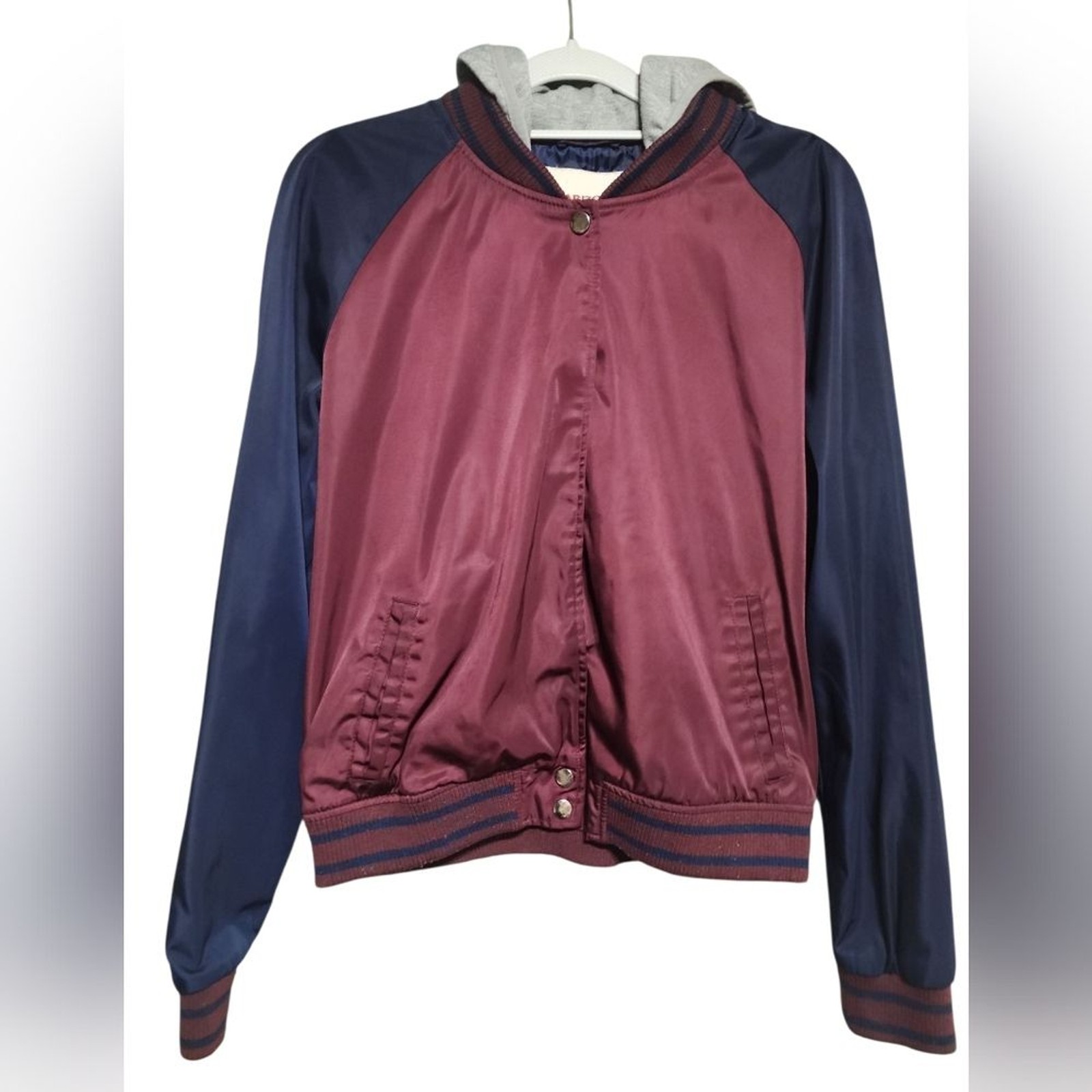 Arizona Jean Co Women’s Bomber Jacket Size M Maroon Navy Blue Hooded Varsity