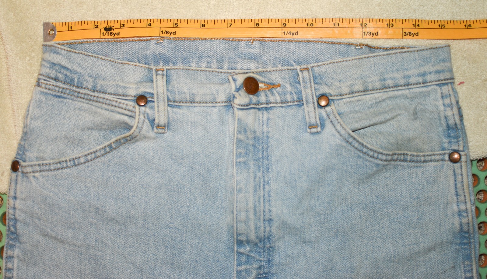 Wrangler 936 Cowboy Cut Slim Active Flex Stretch Bleach AFGH 31 x 26 crop jeans
