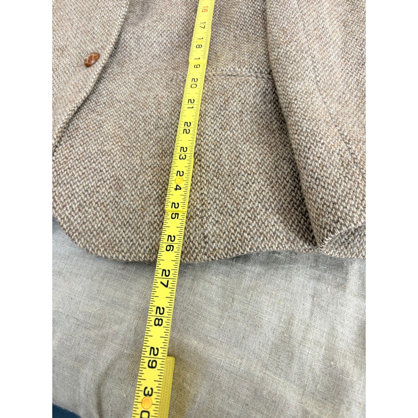Vintage Pure New Wool Herringbone Blazer Tan Brown Made in Yugoslavia 2 Button