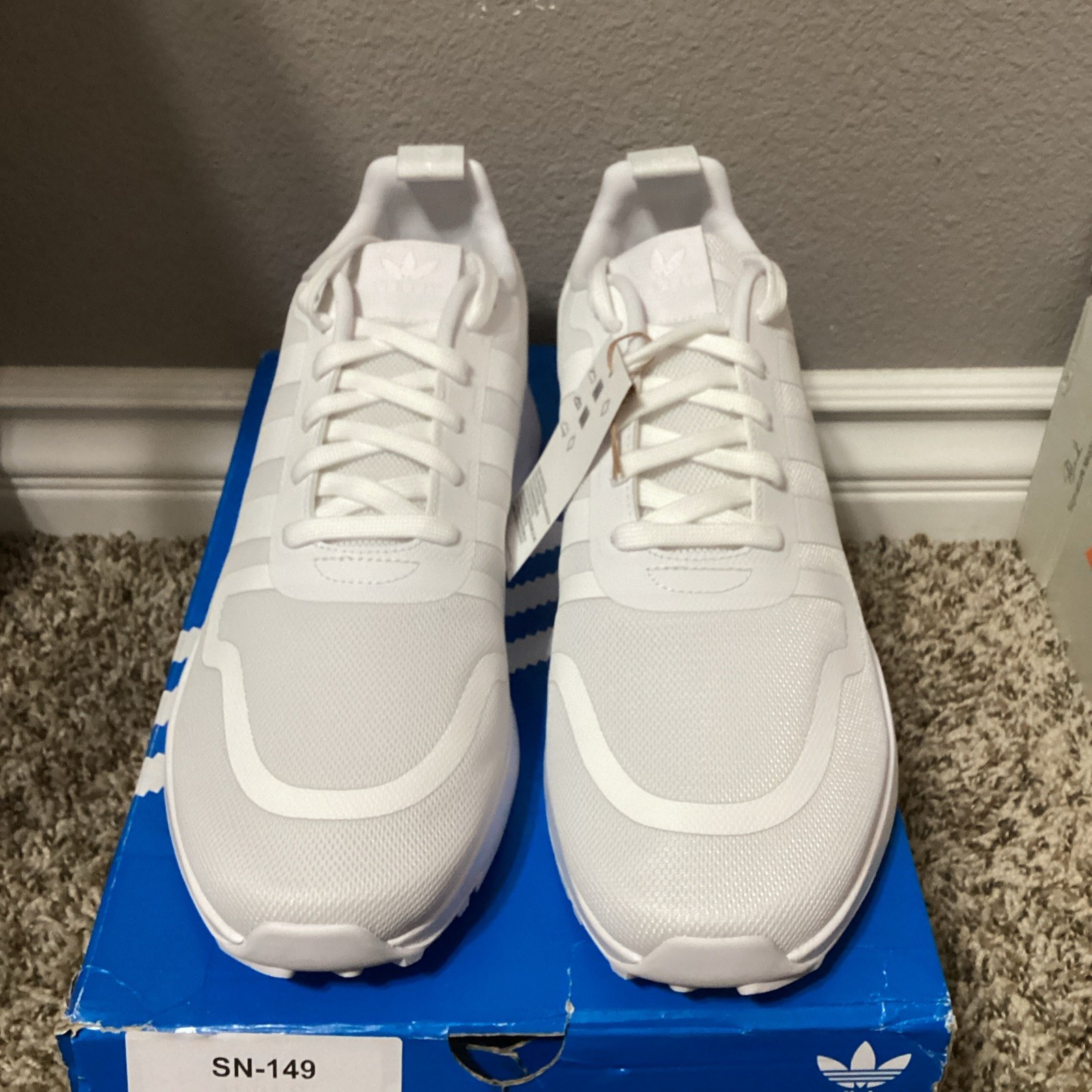 Adidas Men’s Multix White/White/White FZ3439 – US 12 EU 46 2/3