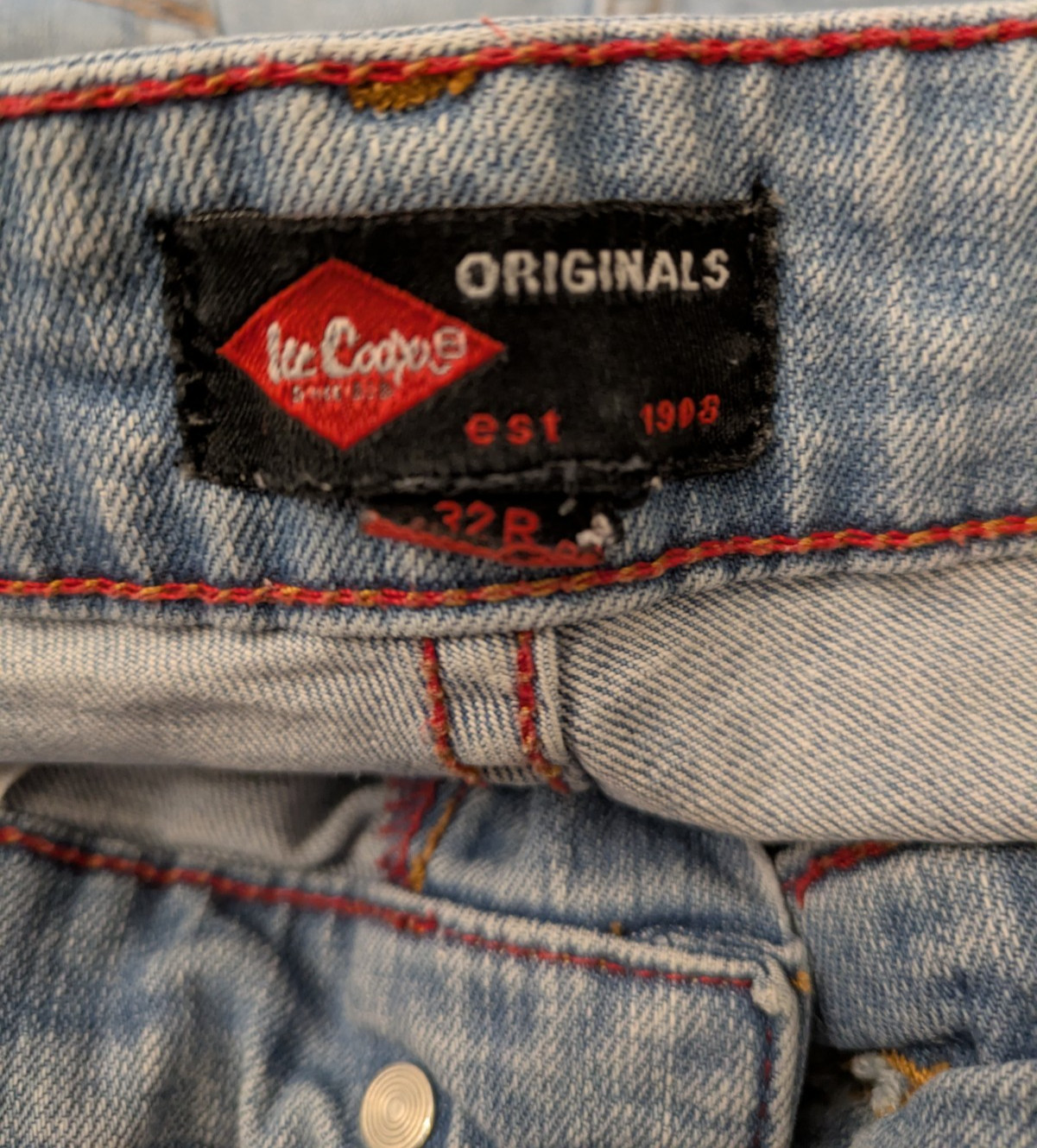 Men’s Lee Cooper Originals Classic Five-Pocket Light Blue Jeans Size W32 L32