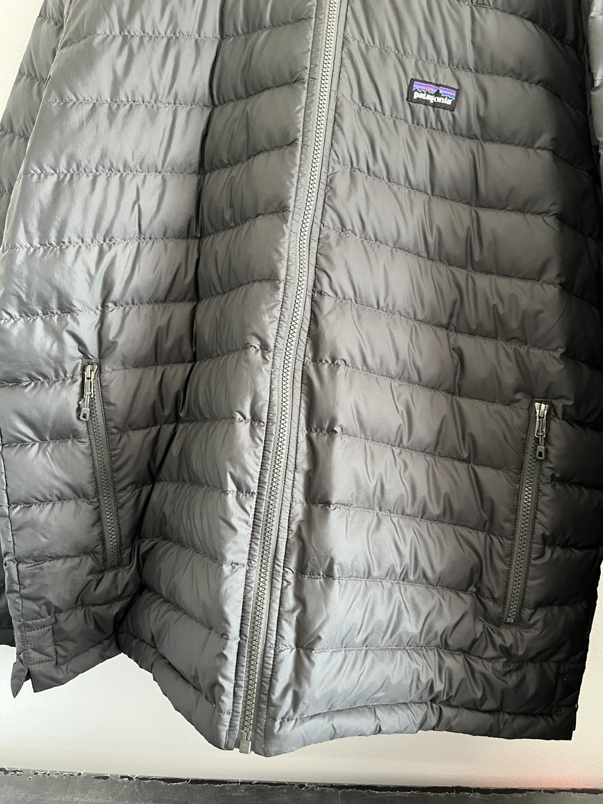Patagonia Tres 3-in-1 Parka (Zip-Out Down Jacket ONLY) – Forge Grey Size XL Men