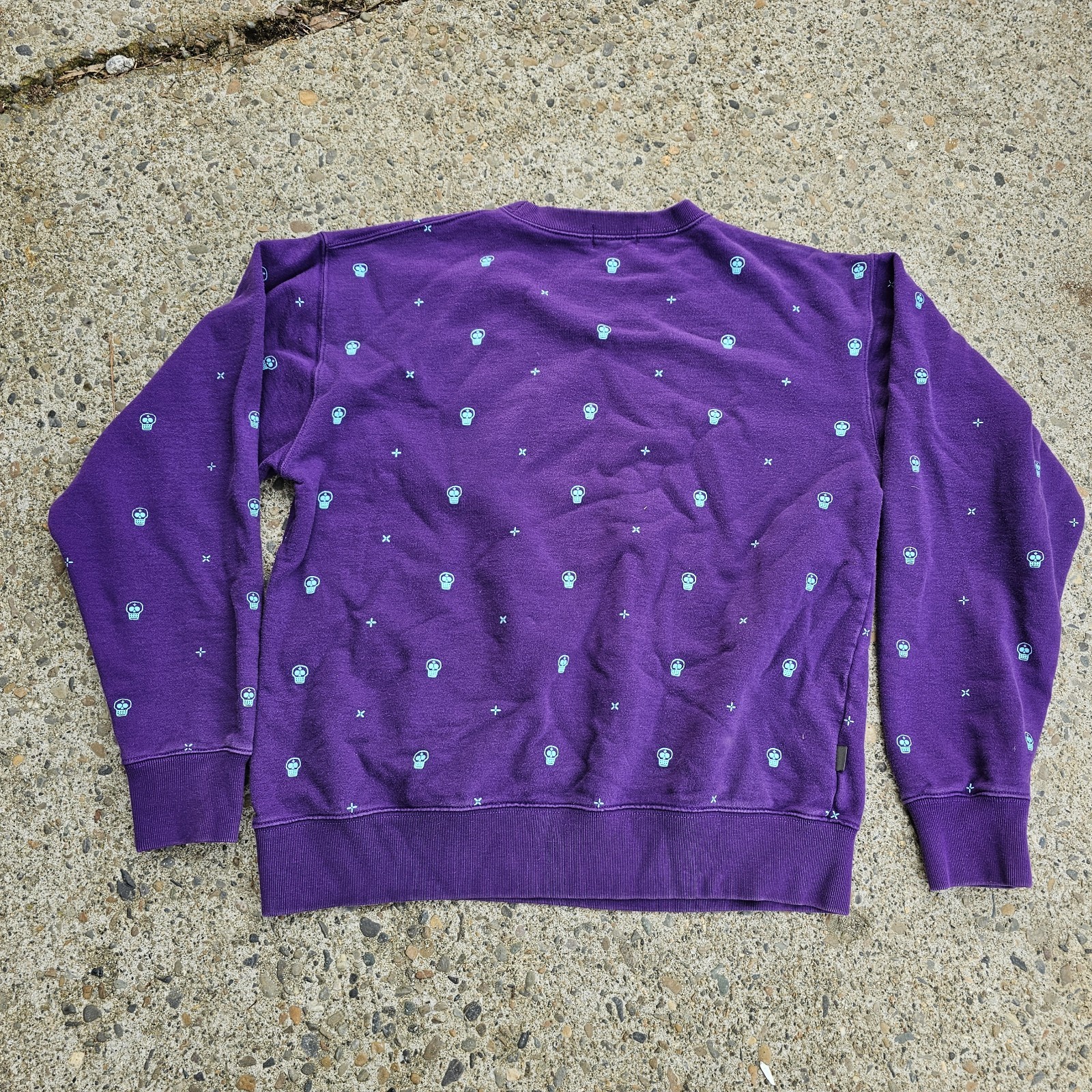 🔥 Vintage Y2K Manik Skateboards Crewneck Sweatshirt Purple Skulls AOP Men M 🔥