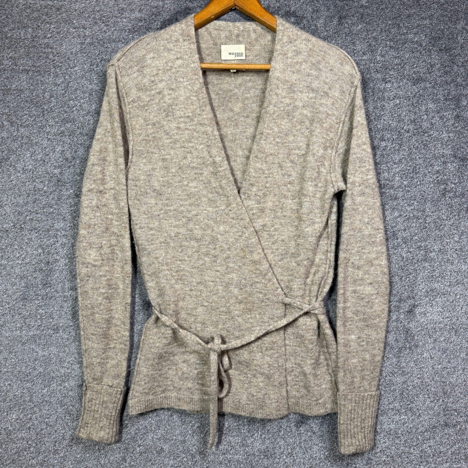 Wilfred Free Aritzia Cardigan Size S Alpaca Wool Wrap Sweater Beige Small