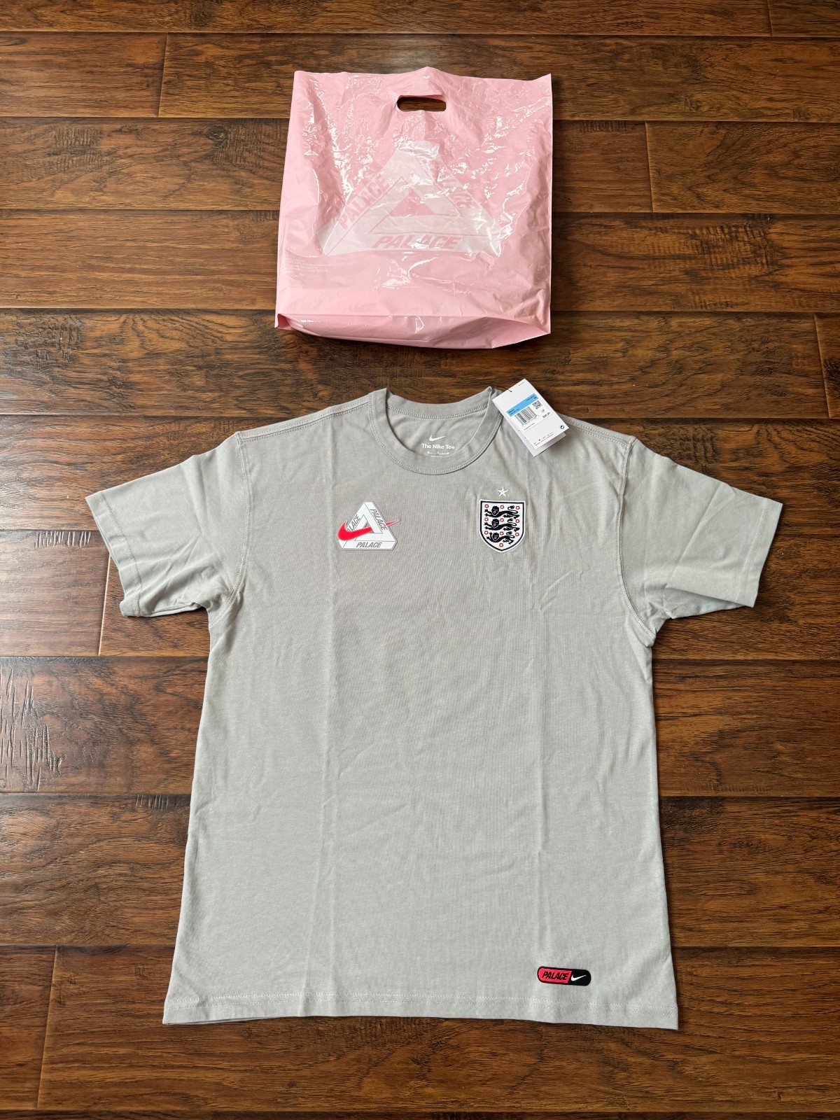 Palace Nike England Tee Grey Size Medium