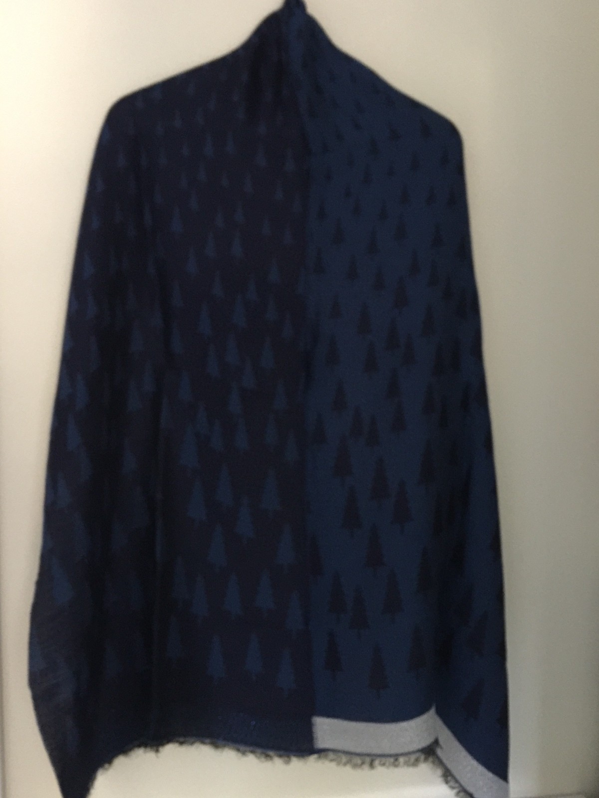 Talbots large gorgeous wool blend Scarf/Shawl size 76″ x 20″ Made in Italy New!