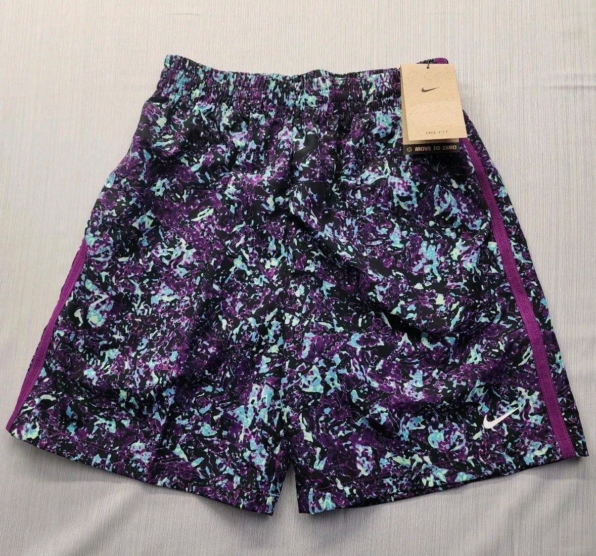Nike Woven Shorts Boys Youth Large 7″ Lightweight Unlined Pockets Splash New
