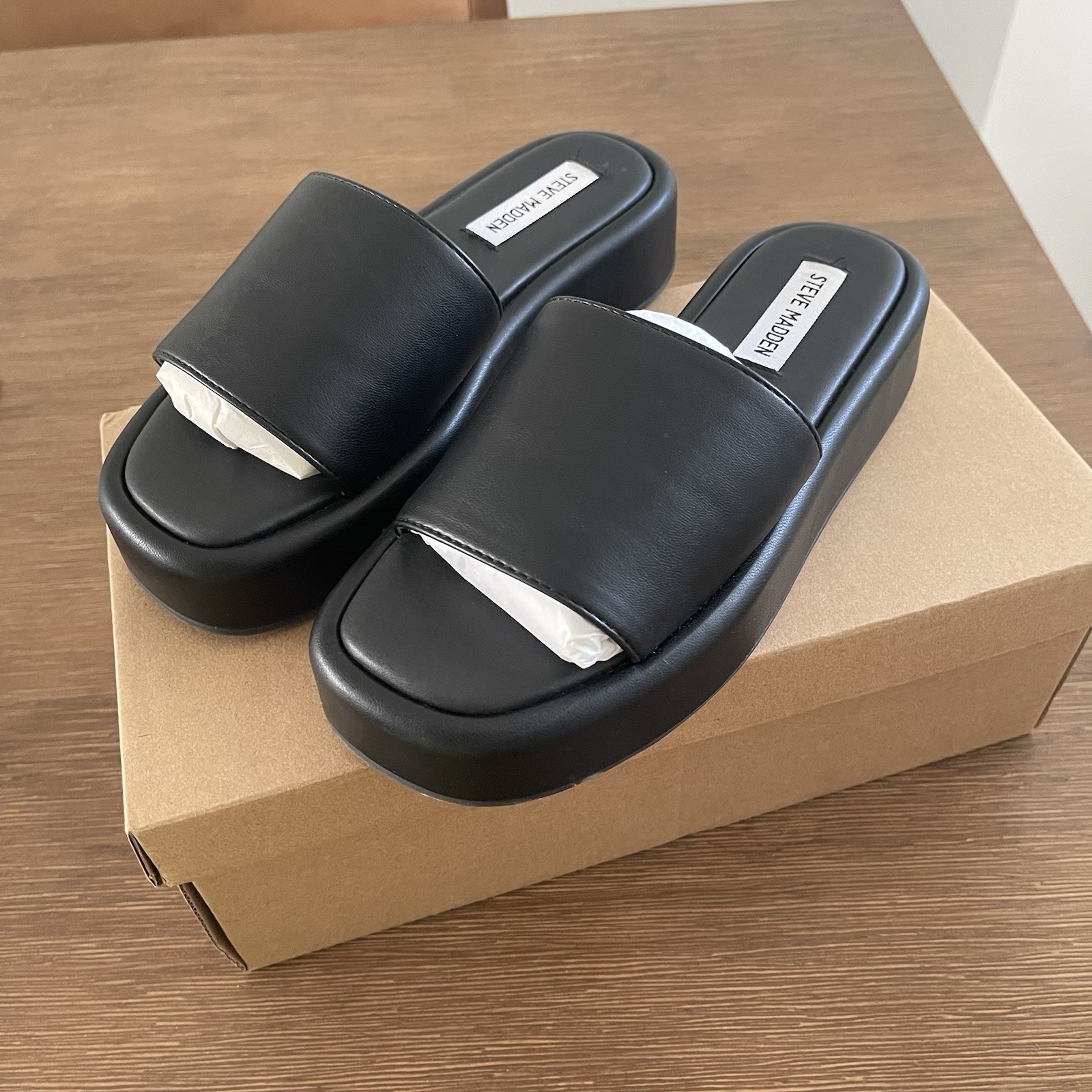 Steve Madden Black Women’s Platforms Size 6.5 Brand New with Box